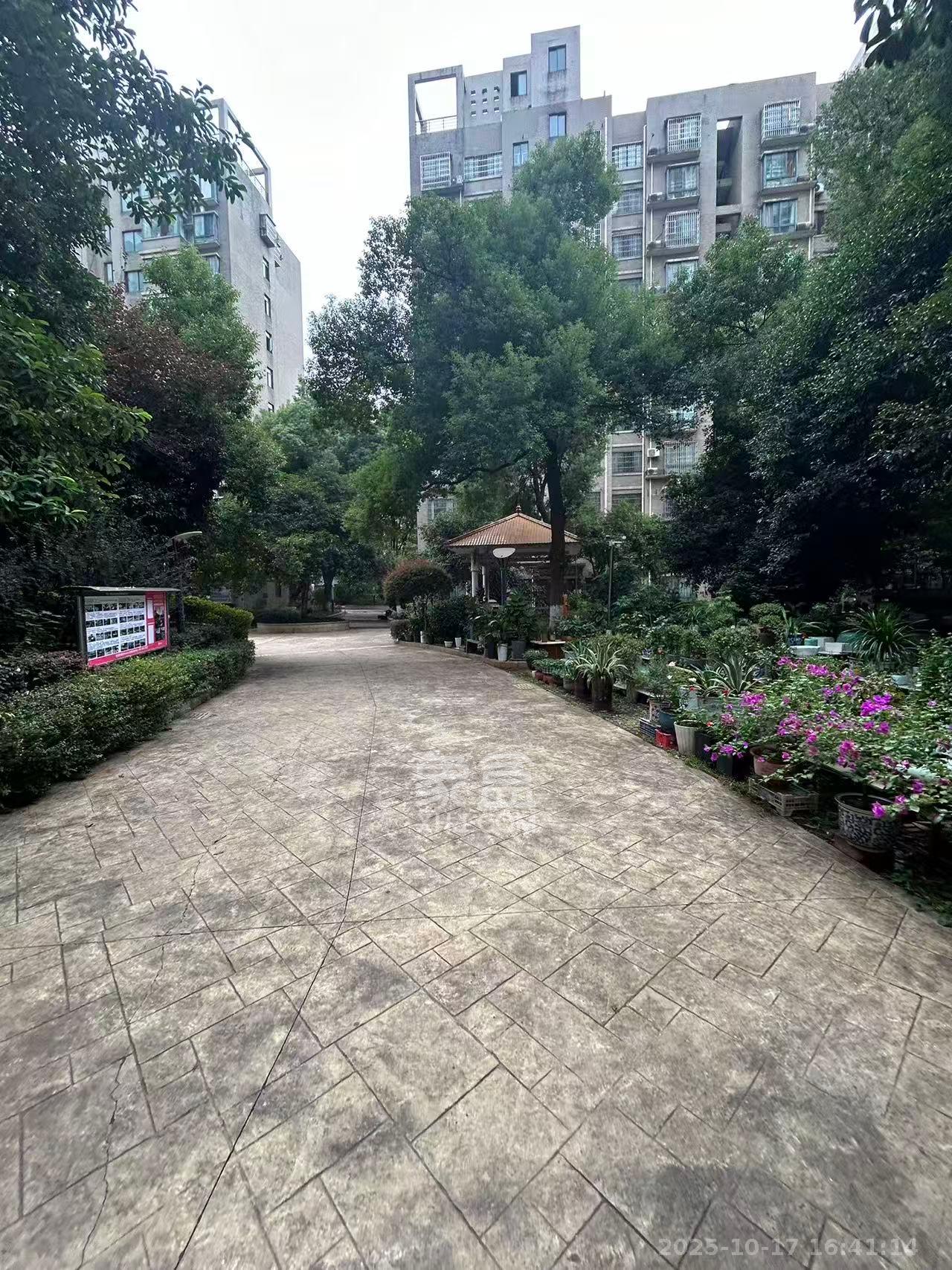 湘水一城(一期)  1室1厅1卫    1350.0元/月小区图