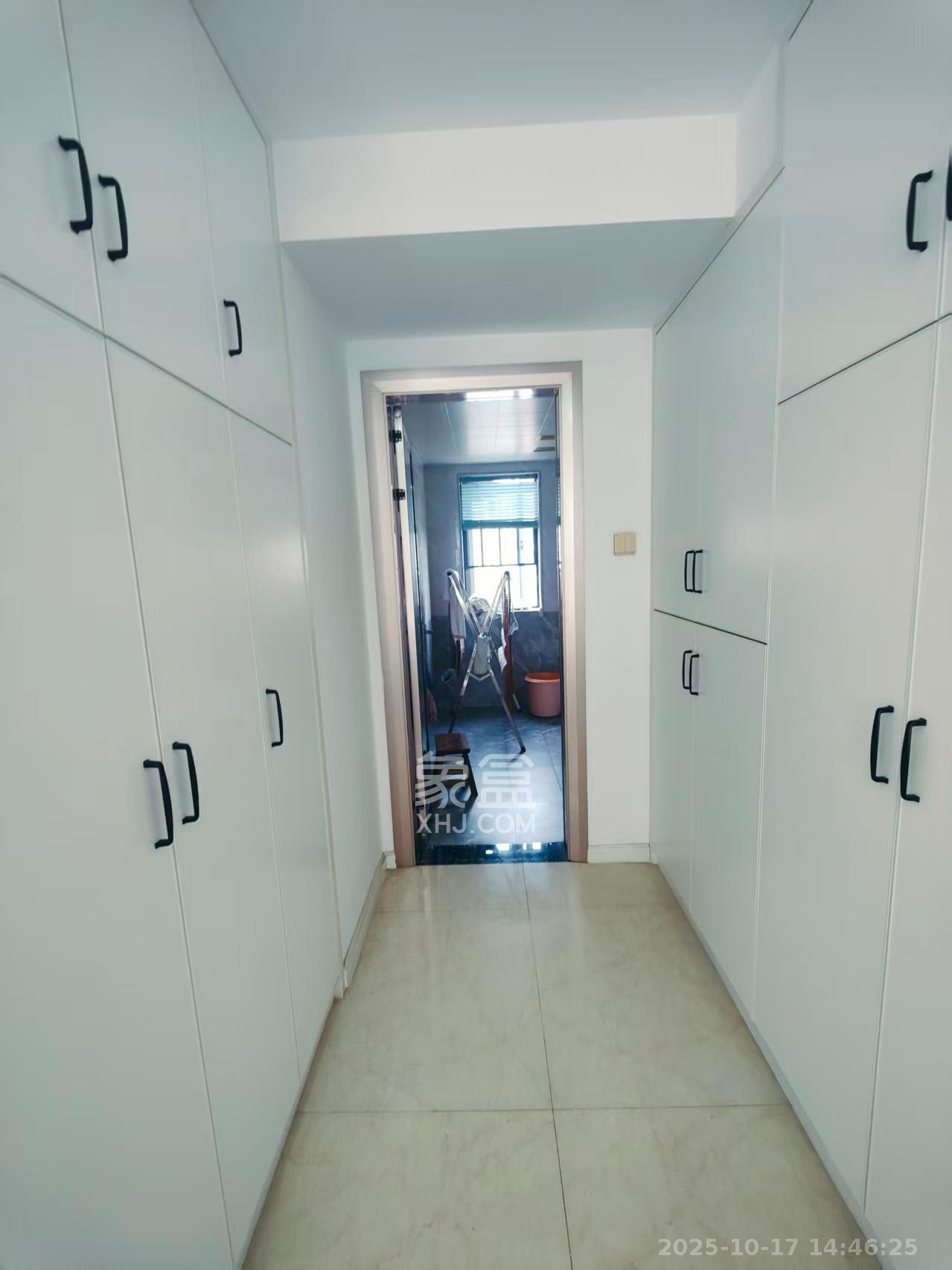 中建芙蓉嘉苑  3室2厅2卫    2800.0元/月 中建芙蓉嘉苑  3室2厅2卫    2800.0元/月室内图