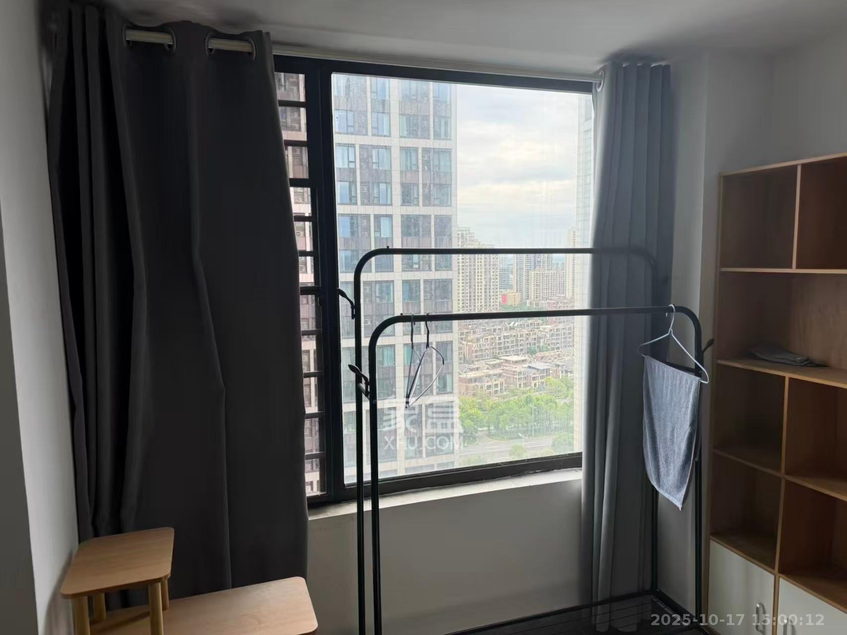 新城悦隽公园  1室1厅1卫    1500.0元/月室内图