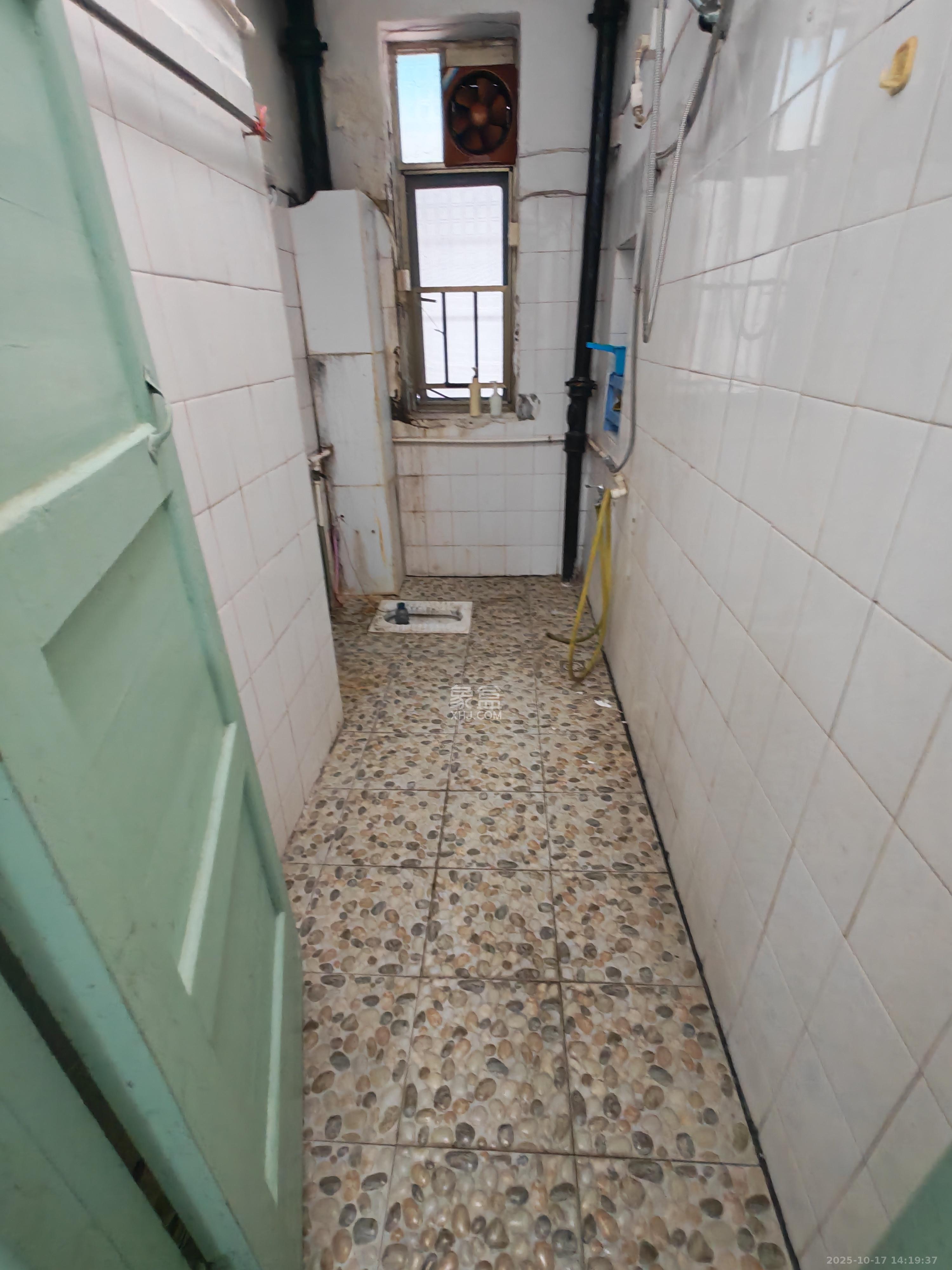 牛婆塘社区  2室1厅1卫    1500.0元/月室内图