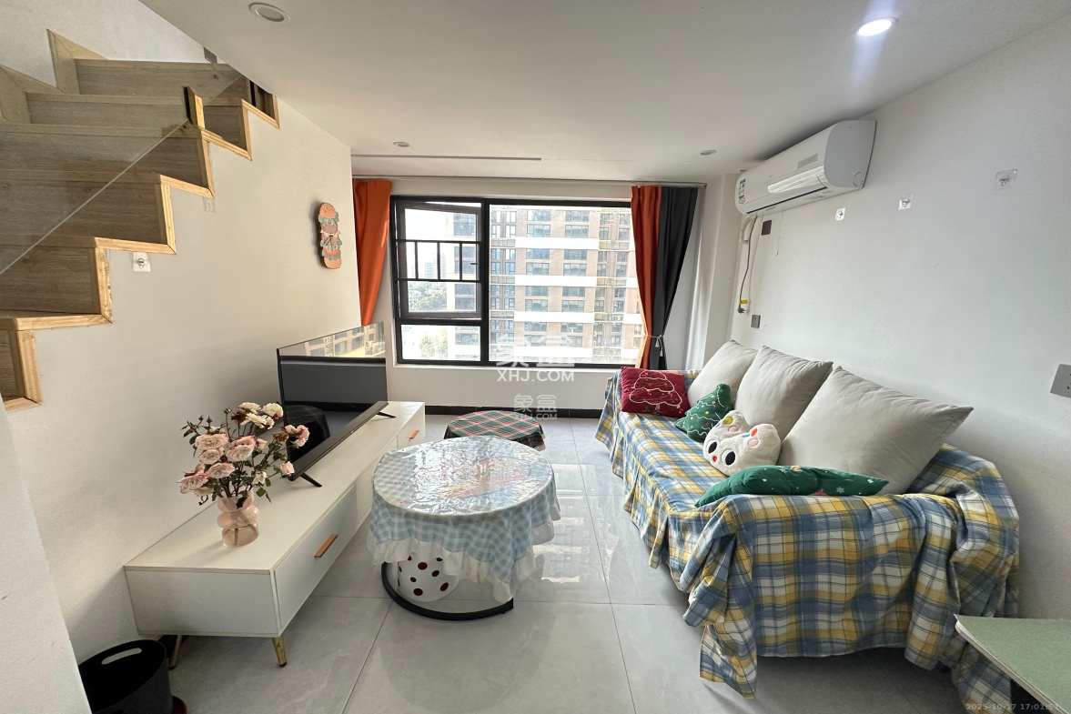 北辰时光里 2室2厅1卫 1800.0元/月 北辰时光里 2室2厅1卫 1800.0元/月室内图