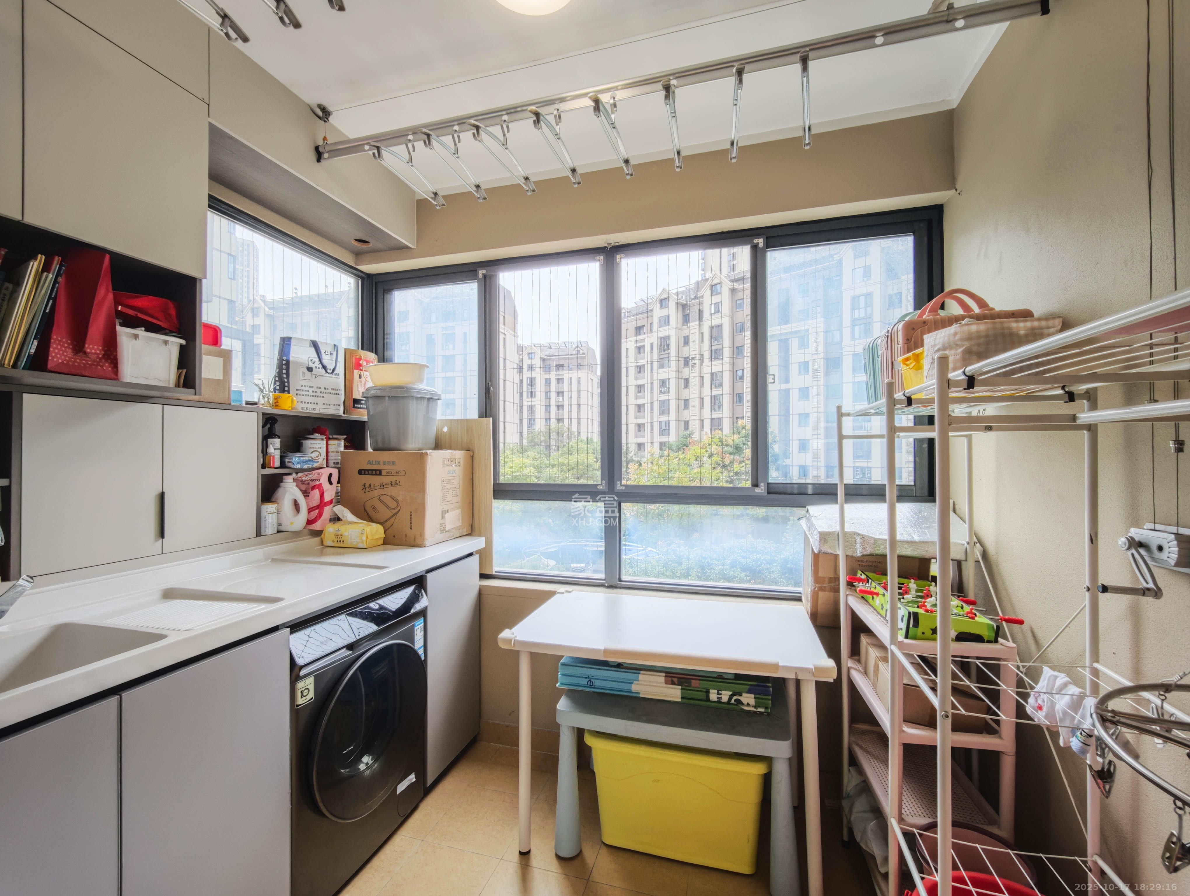 万科魅力之城观澜里  1室2厅1卫    119.0万其他