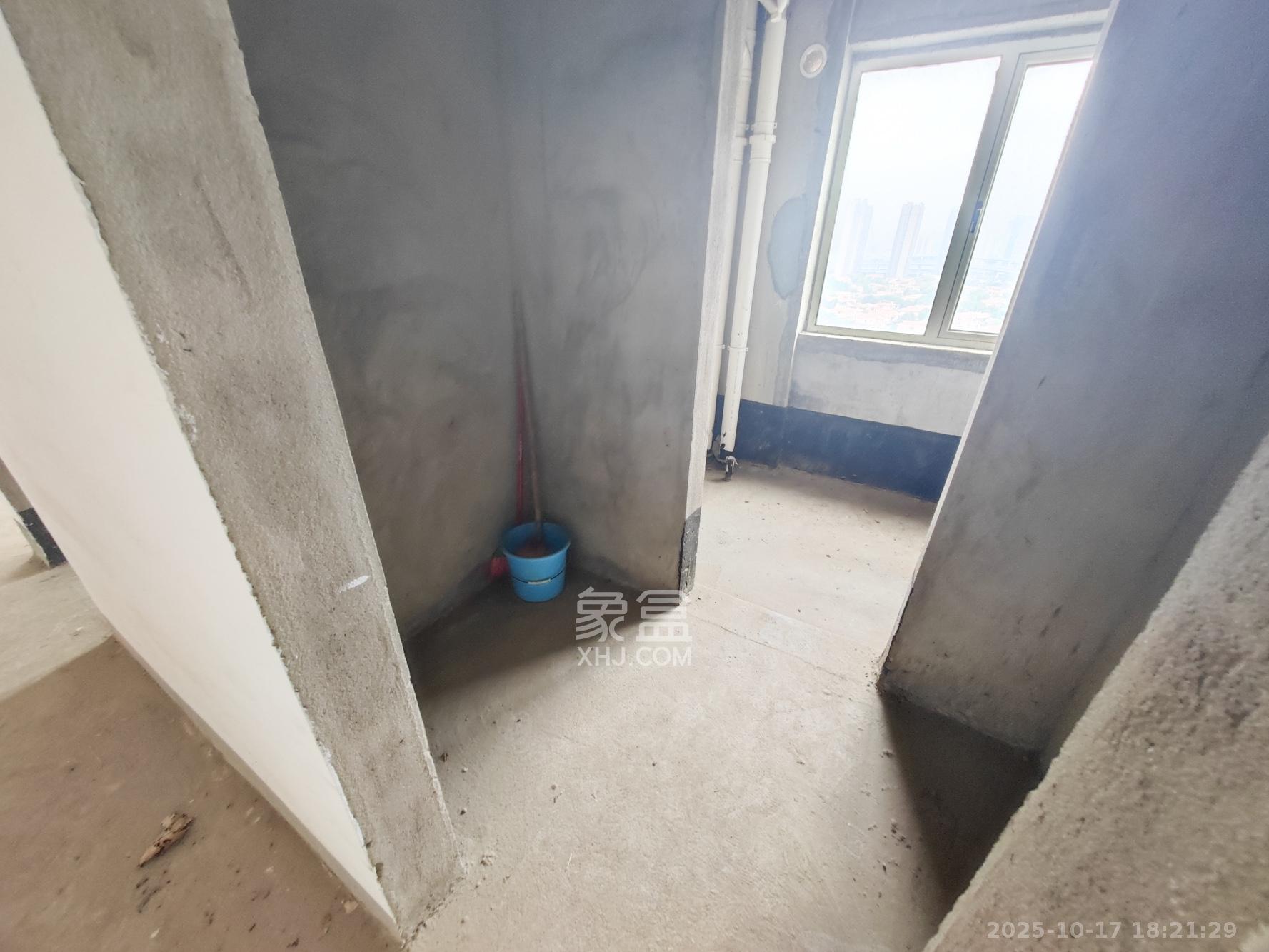 五矿万境水岸一期(万境水岸嘉苑)  3室2厅2卫    152.0万 五矿万境水岸一期(万境水岸嘉苑)  3室2厅2卫    152.0万卫生间