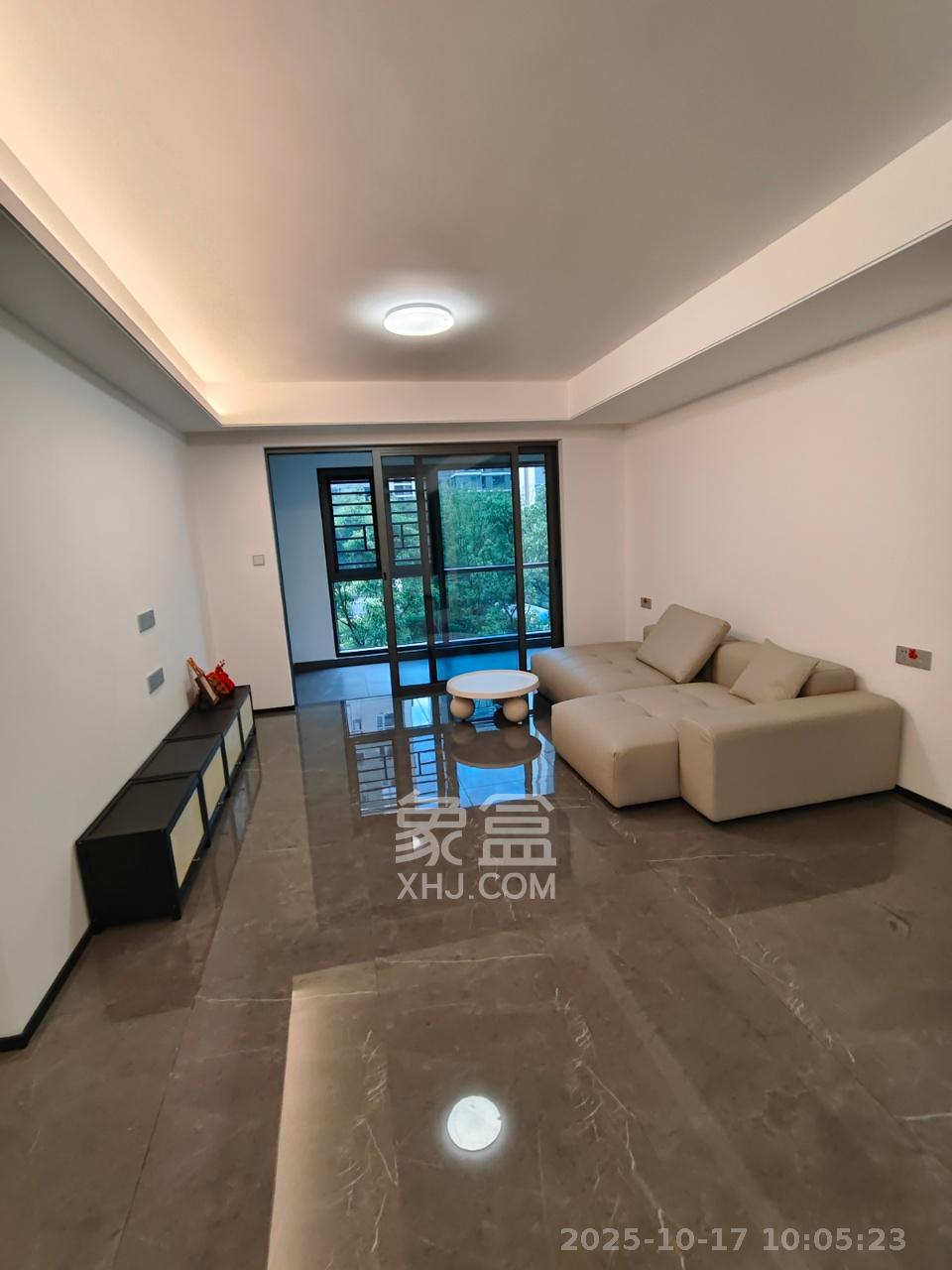 中海寰宇天下 4室2厅2卫 3300.0元/月 中海寰宇天下 4室2厅2卫 3300.0元/月室内图