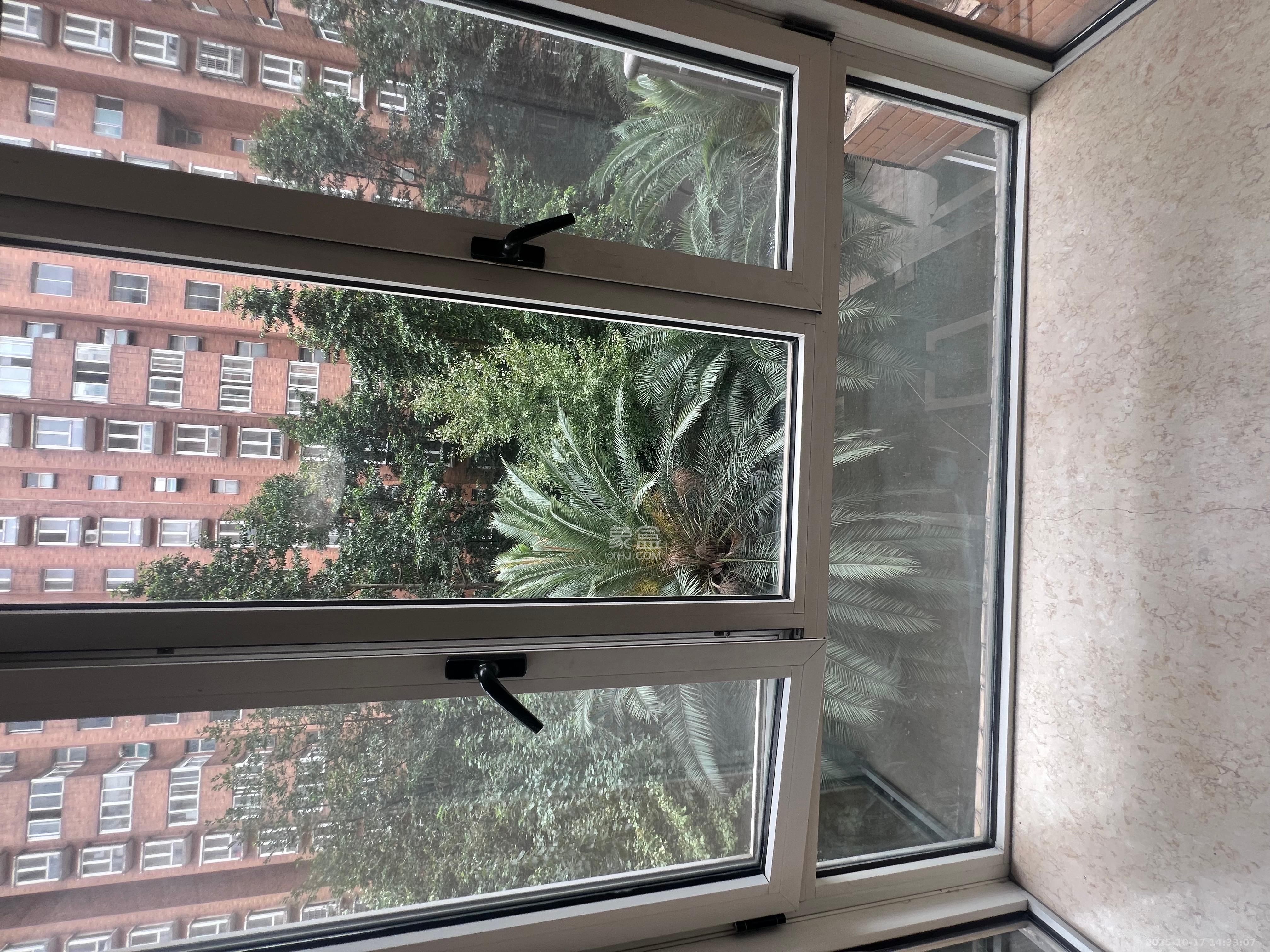 地质家园一、二期(地泰人民公馆)  3室1厅1卫    3500.0元/月 地质家园一、二期(地泰人民公馆)  3室1厅1卫    3500.0元/月