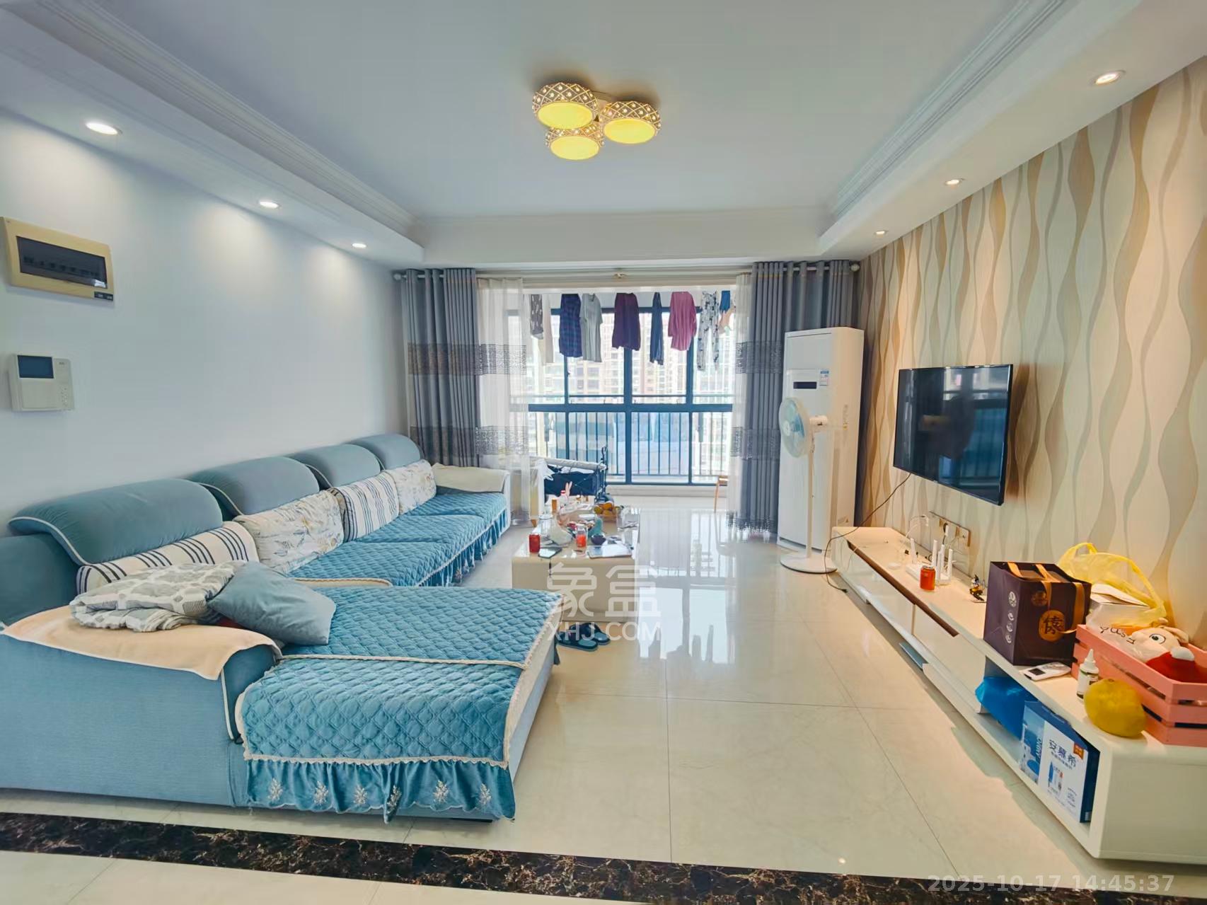 中建芙蓉嘉苑  3室2厅2卫    2800.0元/月 中建芙蓉嘉苑  3室2厅2卫    2800.0元/月室内图