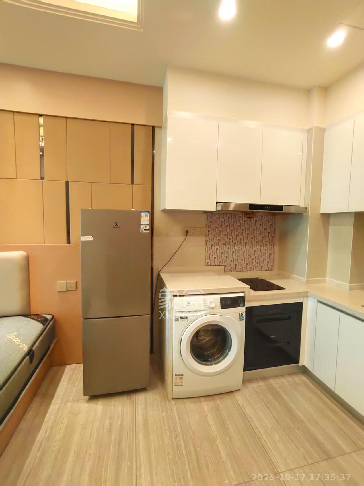 恒大誉府（融誉商业中心）  1室1厅1卫    2000.0元/月室内图