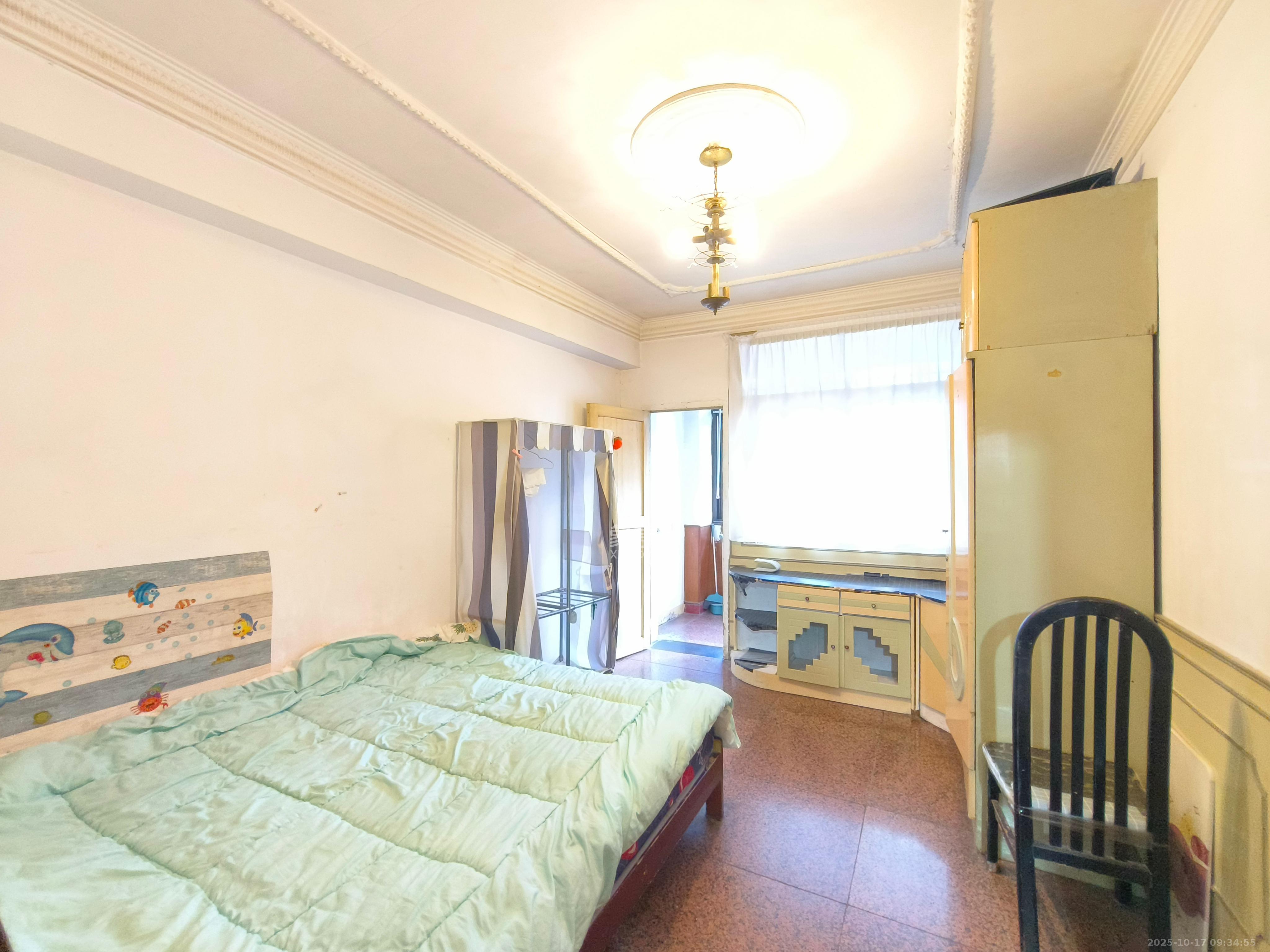 富雅坪社区（红墙巷）  2室1厅1卫    1800.0元/月室内图