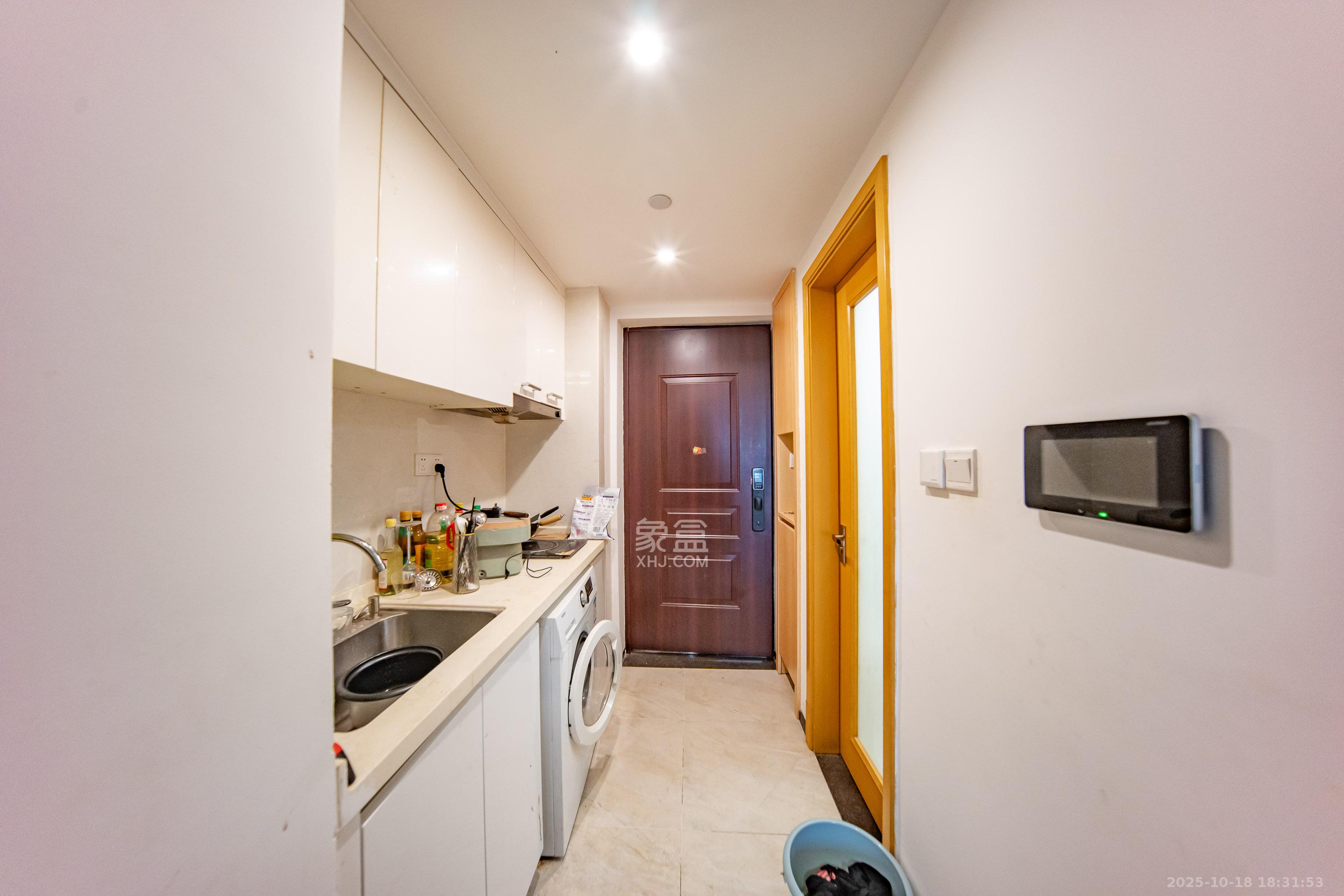 中海国际二期 1室1厅1卫 18.0万 中海国际二期 1室1厅1卫 18.0万厨房