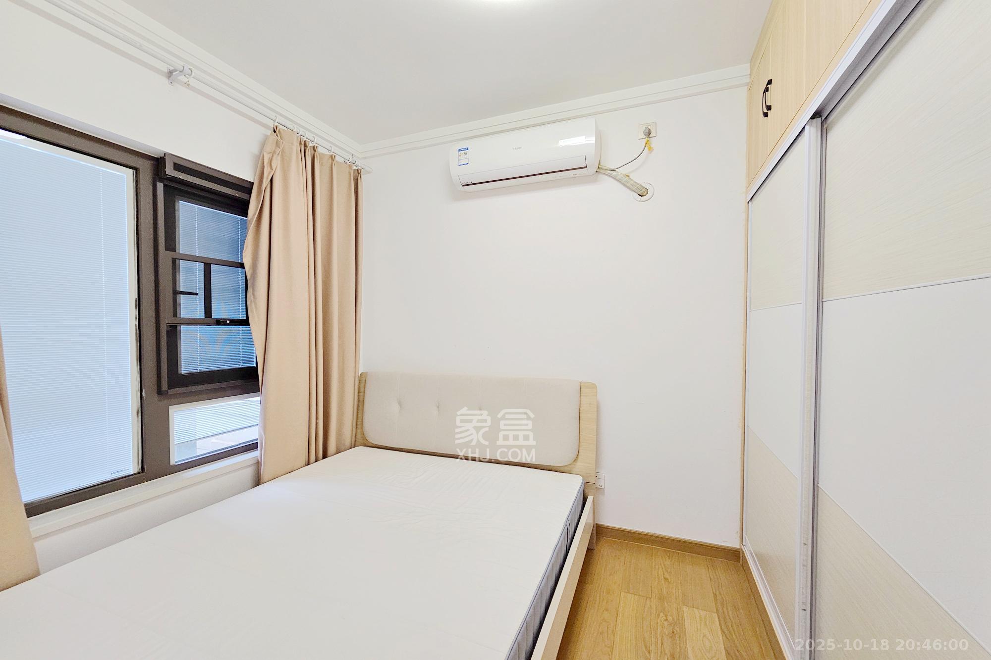 阳光城尚东湾蓝莓苑 2室2厅1卫 59.8万 阳光城尚东湾蓝莓苑 2室2厅1卫 59.8万卧室