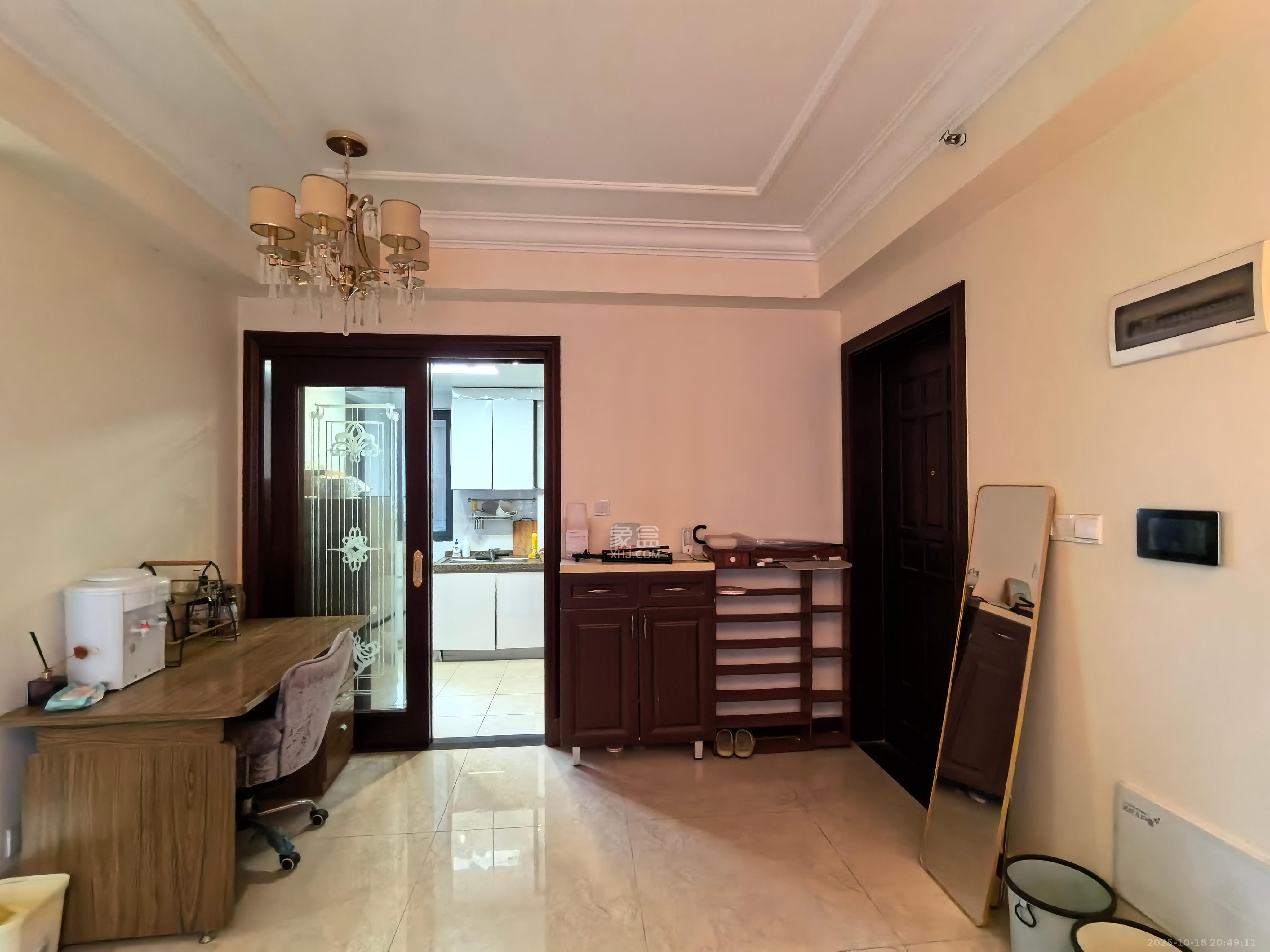 恒大御景半岛锦绣苑 3室2厅1卫 2600.0元/月 恒大御景半岛锦绣苑 3室2厅1卫 2600.0元/月室内图