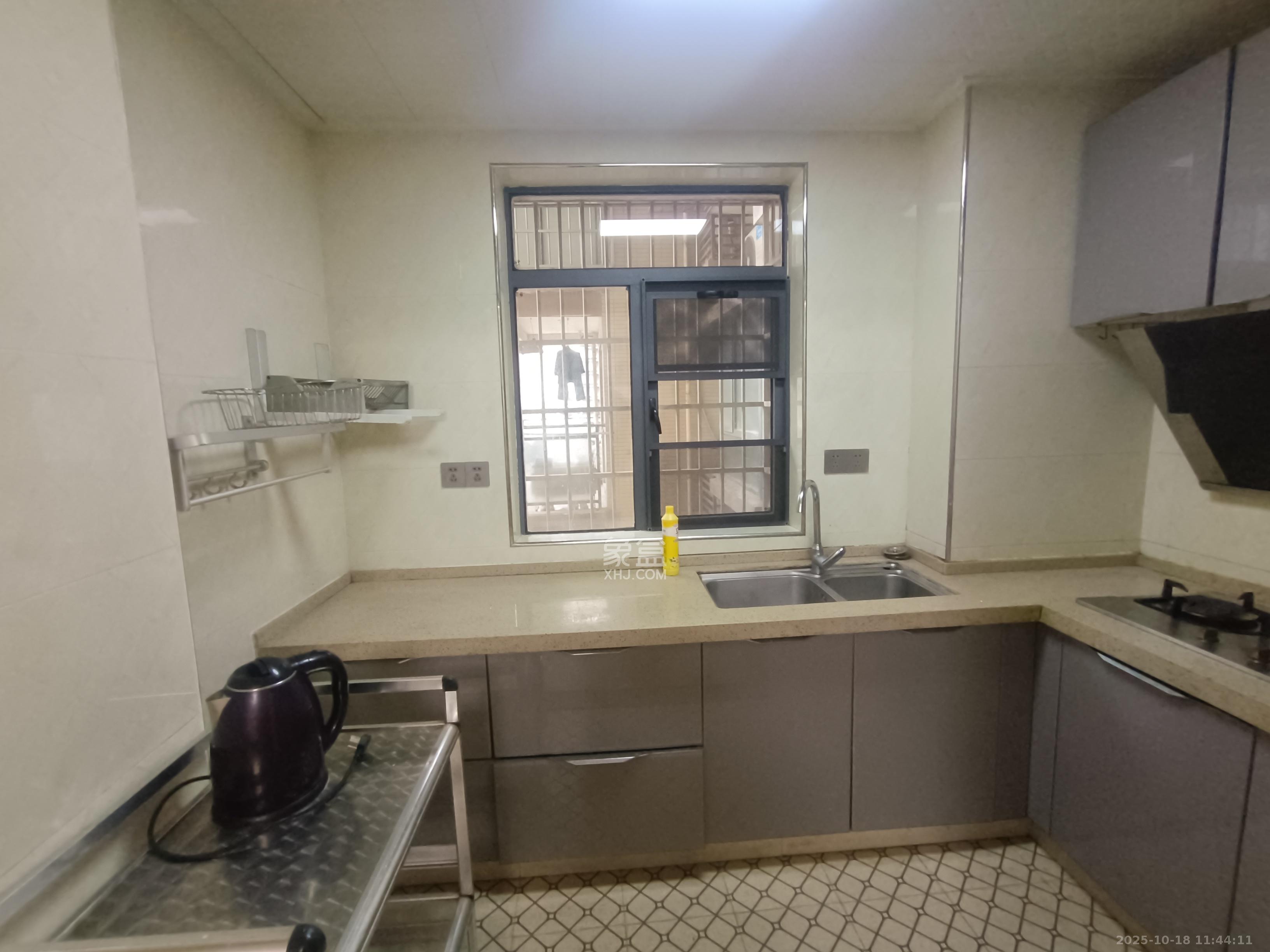 茶山馨苑  2室2厅1卫    2100.0元/月室内图