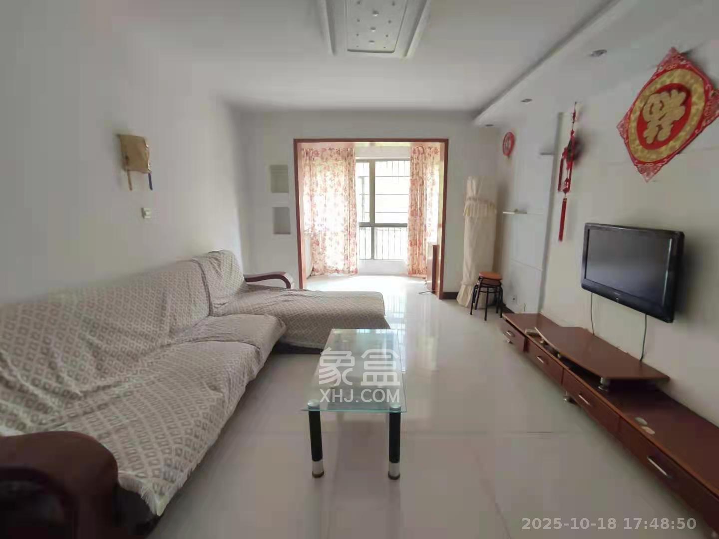 麓谷沐春园  3室2厅1卫    2000.0元/月室内图