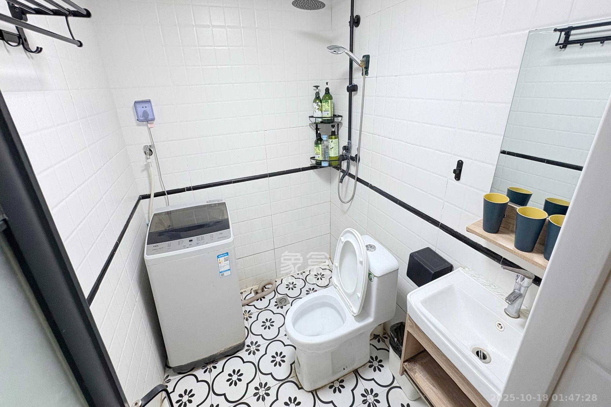 上城金都 1室1厅1卫 40.0万 上城金都 1室1厅1卫 40.0万卫生间