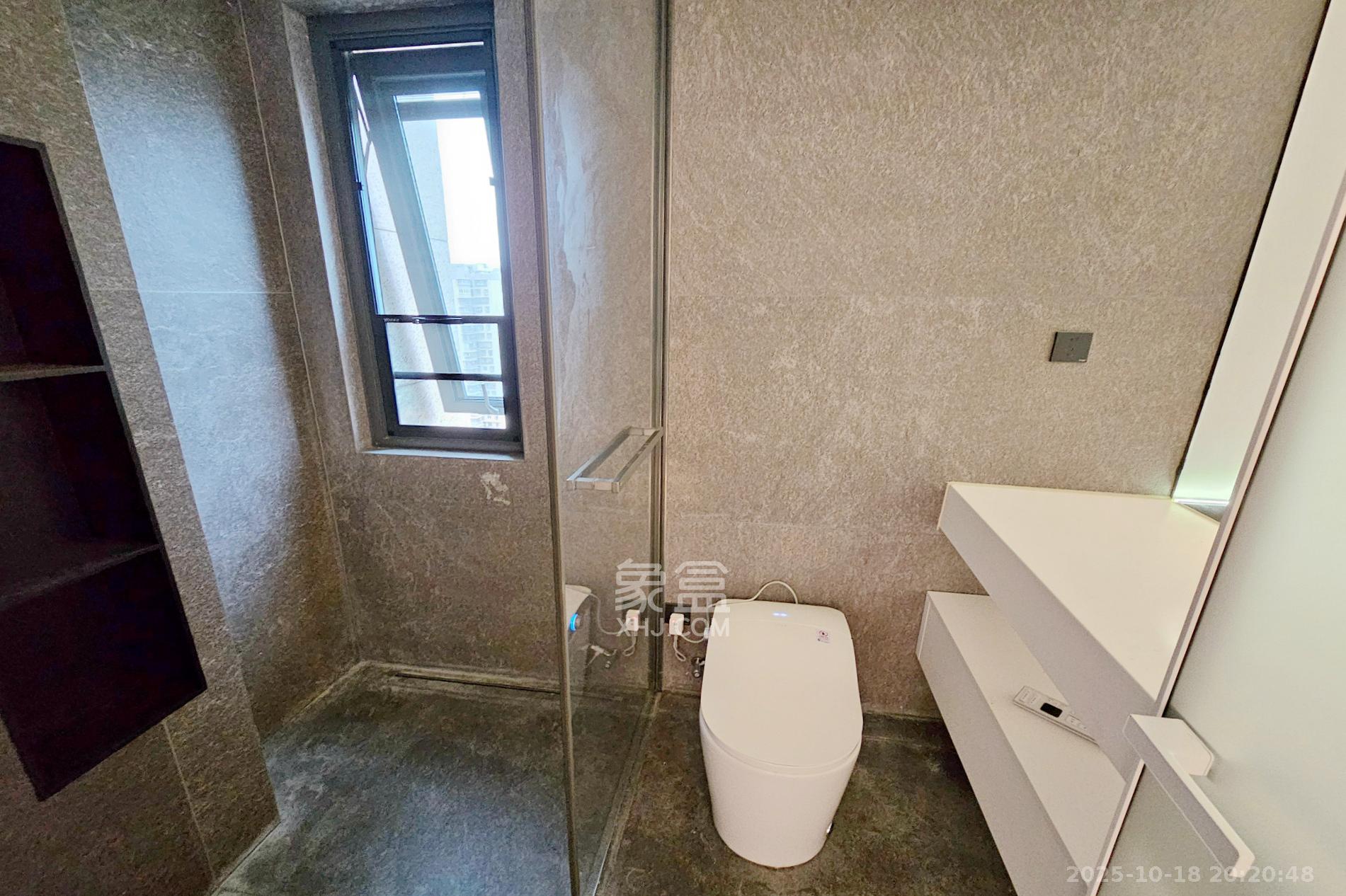 明昇壹城(明昇时代广场)二期  4室2厅2卫    258.0万 明昇壹城(明昇时代广场)二期  4室2厅2卫    258.0万其他