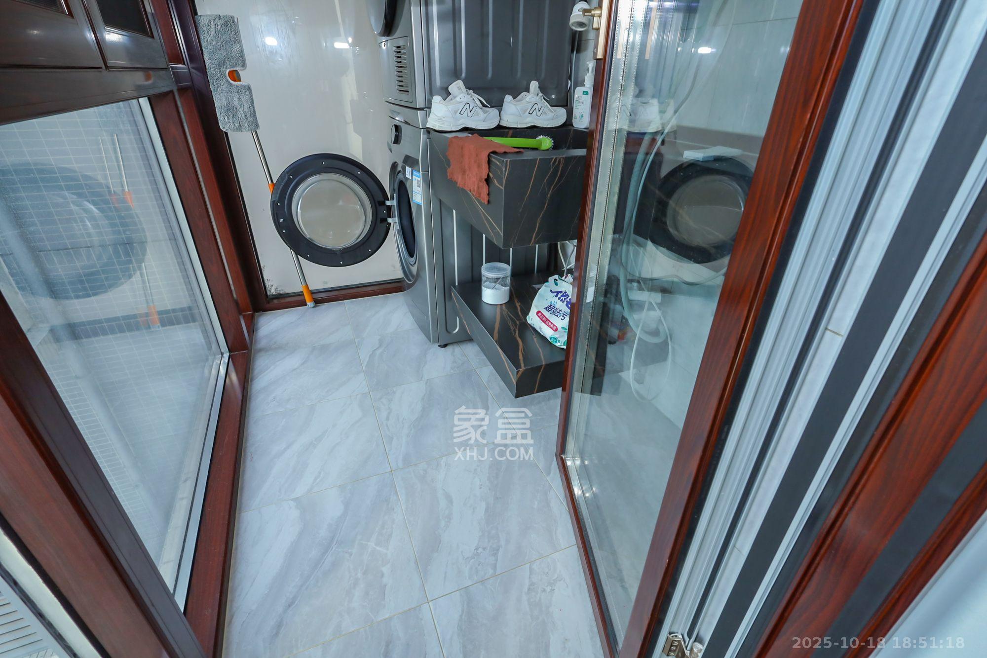 保利天禧C区  4室2厅2卫    5500.0元/月室内图