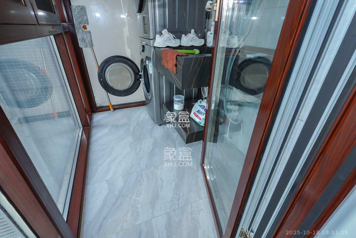 保利天禧C区  4室2厅2卫    5500.0元/月 保利天禧C区  4室2厅2卫    5500.0元/月室内图