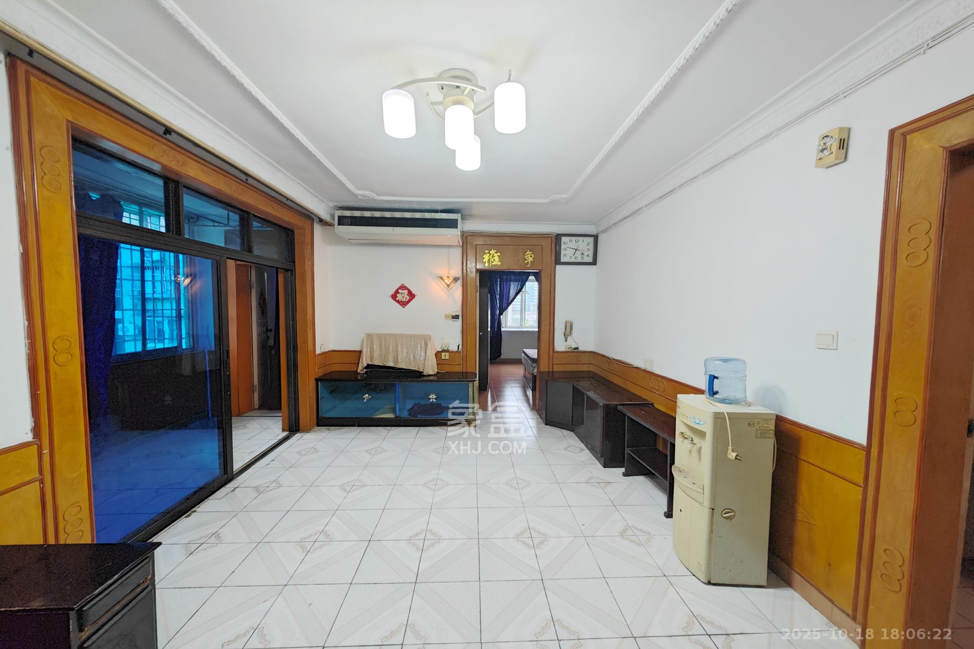 长沙卷烟厂高层小区  2室1厅1卫    45.0万 长沙卷烟厂高层小区  2室1厅1卫    45.0万客厅