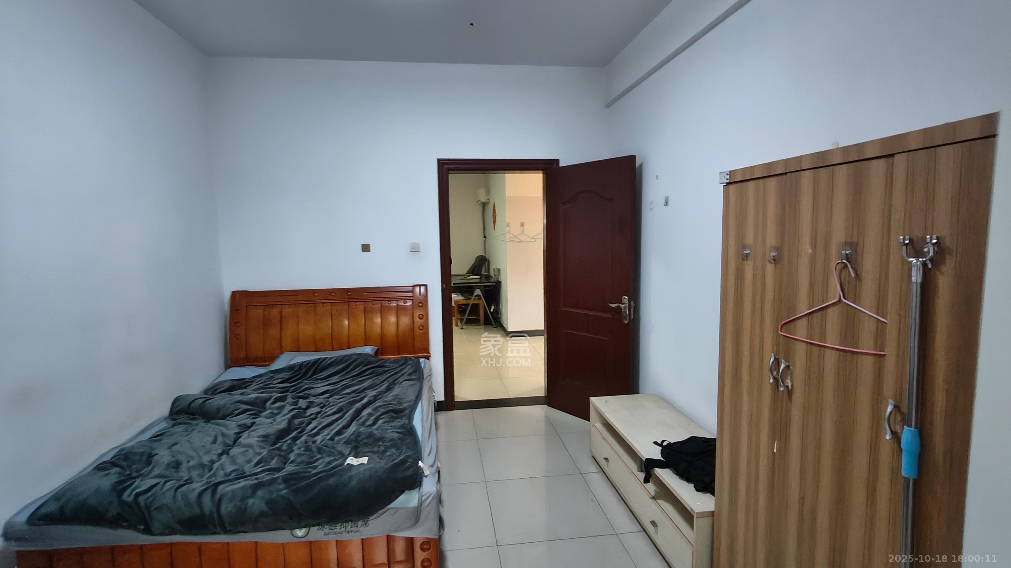 园艺小区  2室2厅1卫    1700.0元/月 园艺小区  2室2厅1卫    1700.0元/月室内图