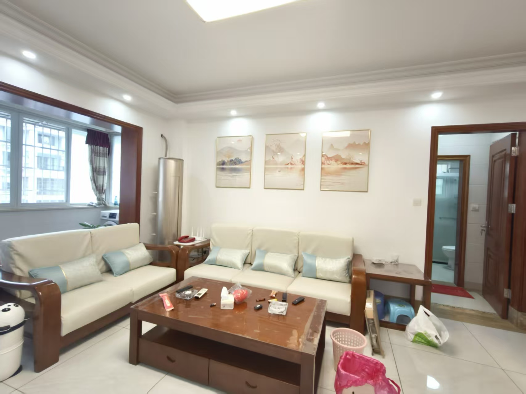 环卫大厦  3室2厅2卫    2900.0元/月户型图