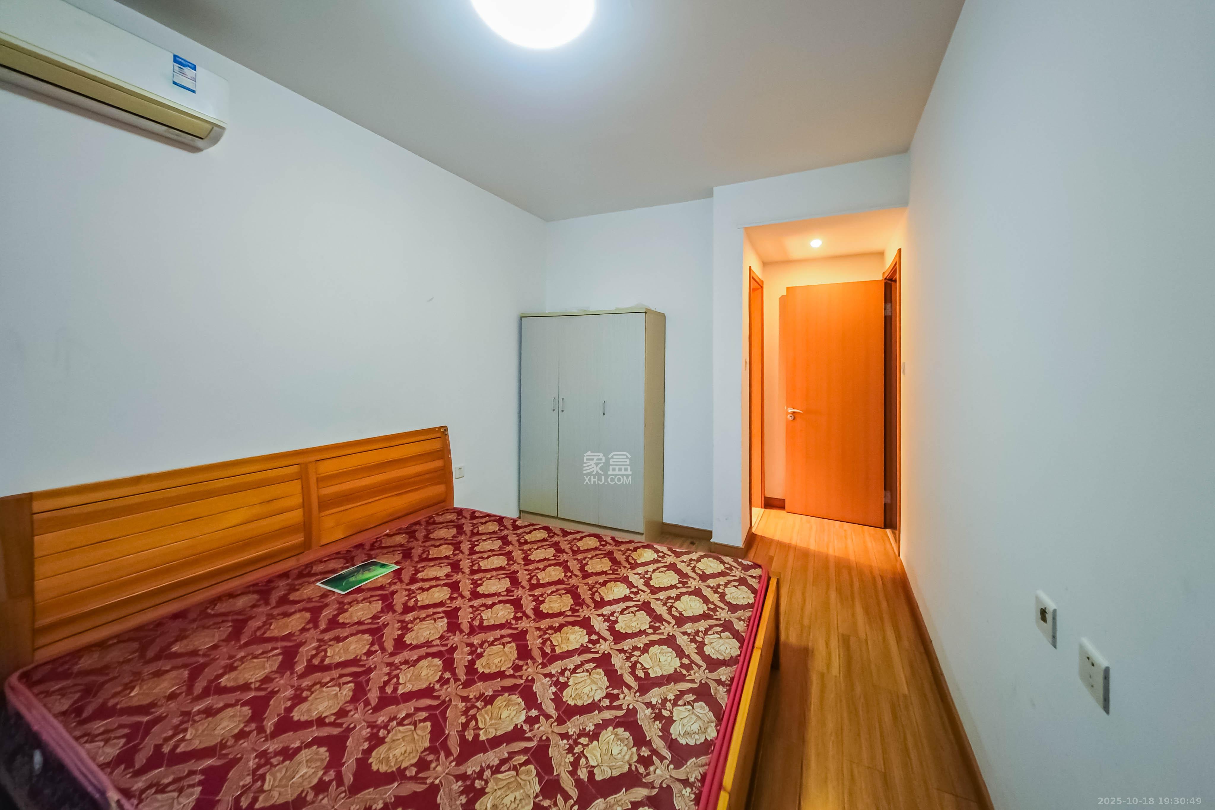 旭辉国际广场(永升商业广场) 3室2厅2卫 108.0万 旭辉国际广场(永升商业广场) 3室2厅2卫 108.0万卧室