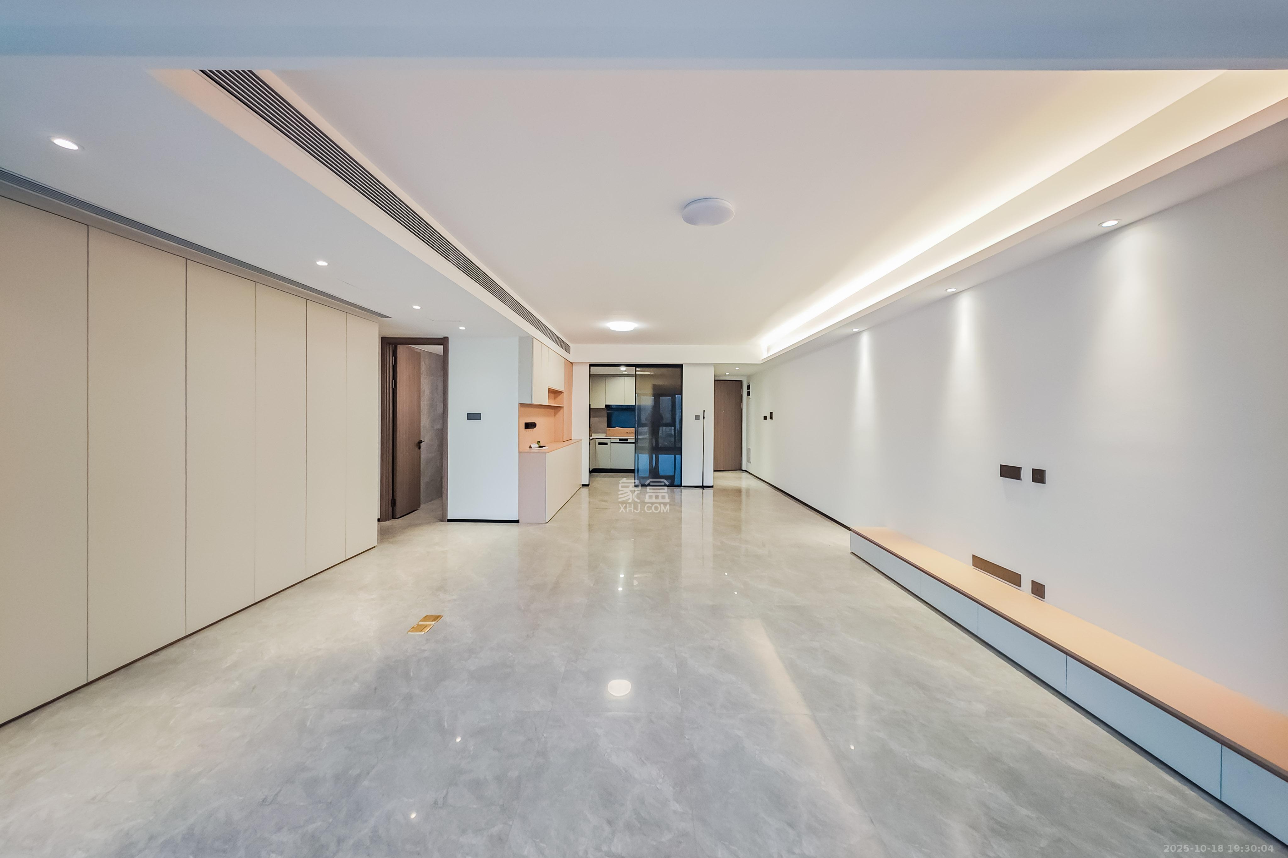 轨道万科悦府  1室0厅0卫    174.8万