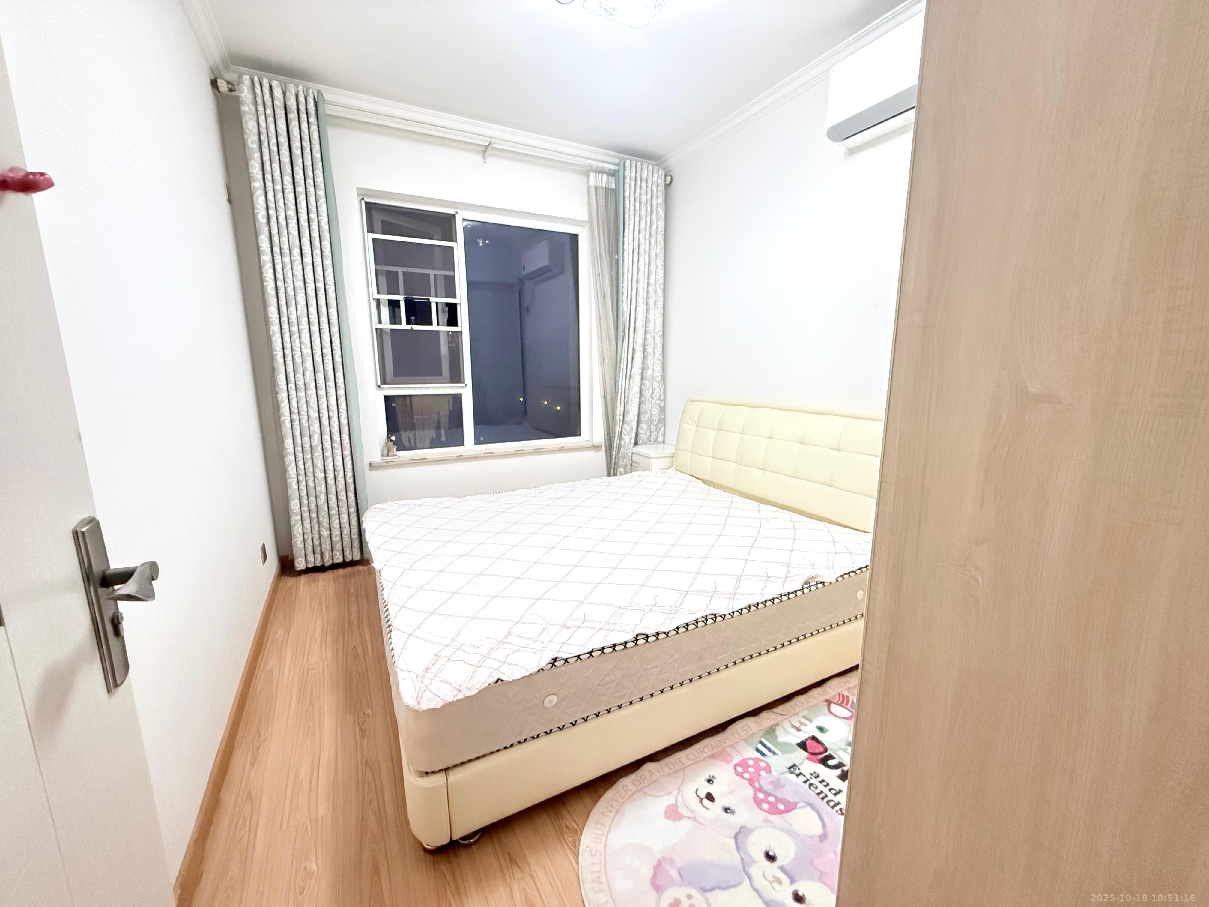 绿地之窗  2室1厅1卫    2000.0元/月 绿地之窗  2室1厅1卫    2000.0元/月室内图