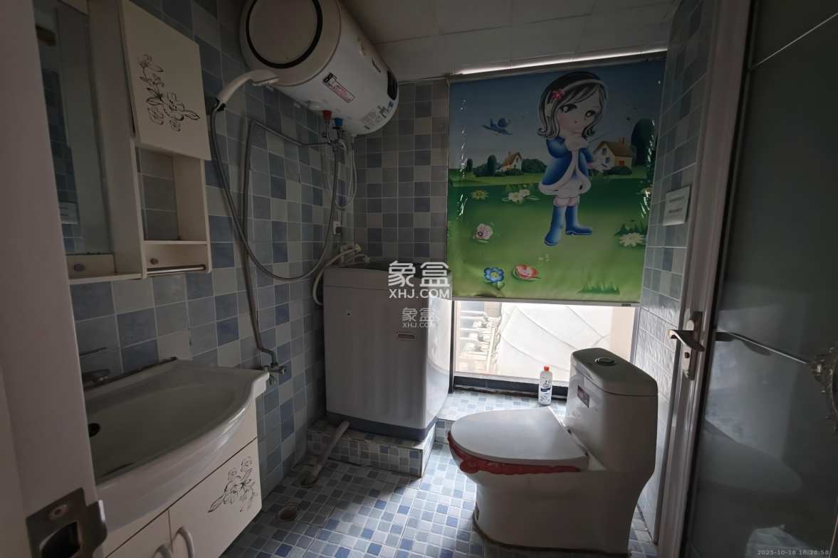 万坤图财富广场 1室1厅1卫 1300.0元/月 万坤图财富广场 1室1厅1卫 1300.0元/月室内图