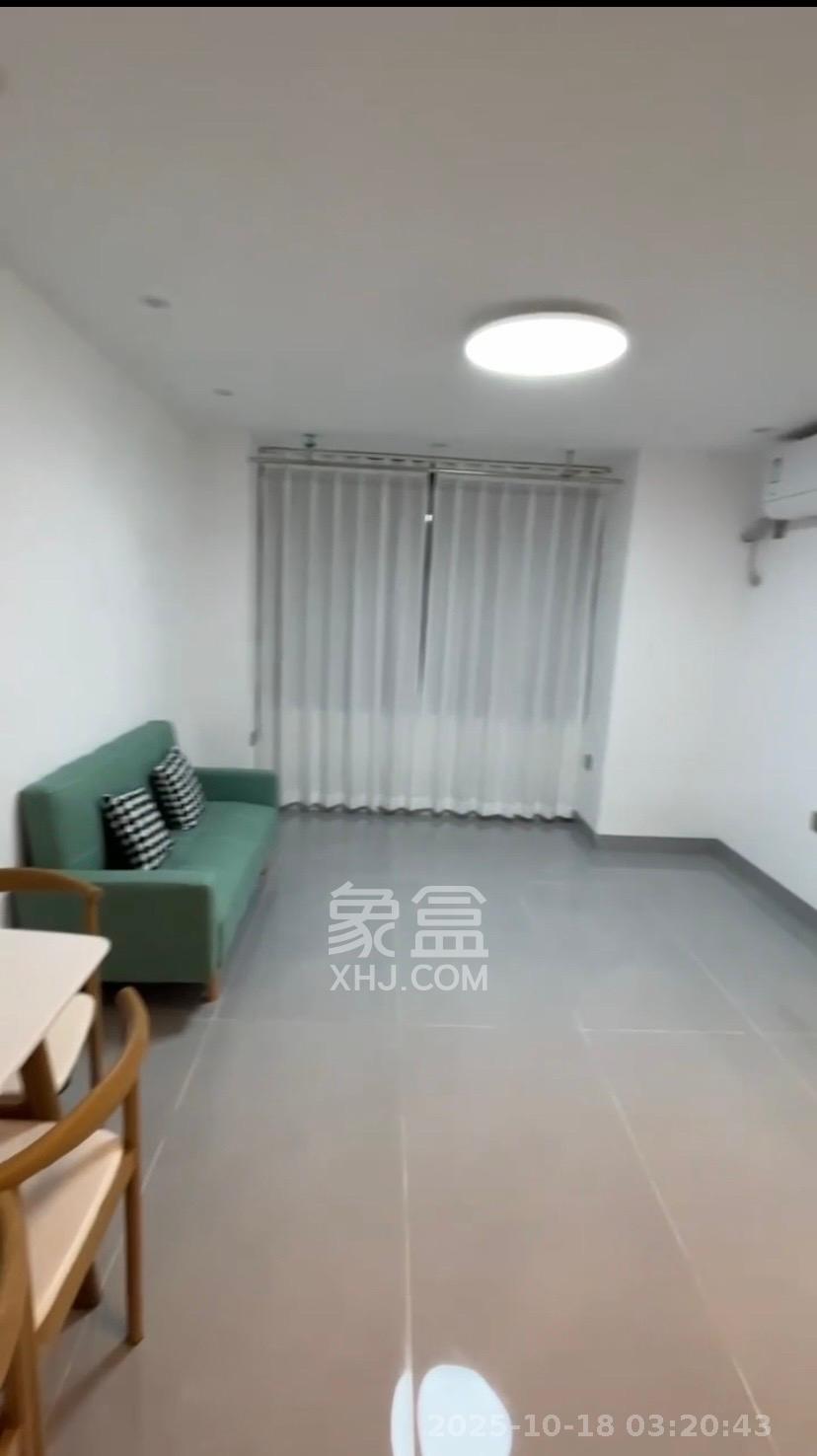 新城悦隽公园  1室0厅0卫    1600.0元/月