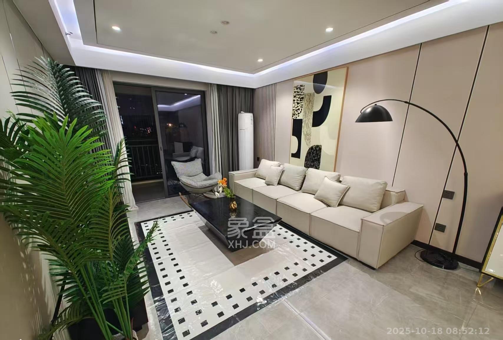 卓越中寰  3室2厅2卫    4600.0元/月 卓越中寰  3室2厅2卫    4600.0元/月室内图1