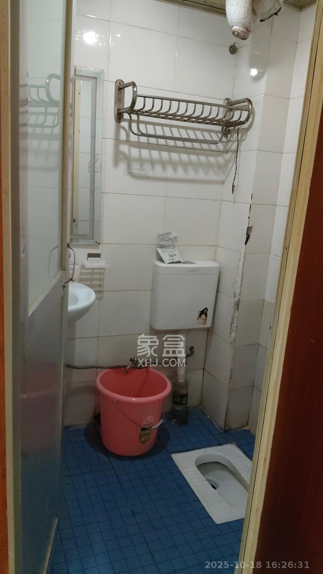 家兴公寓(洪家井)  2室1厅1卫    2000.0元/月 家兴公寓(洪家井)  2室1厅1卫    2000.0元/月室内图