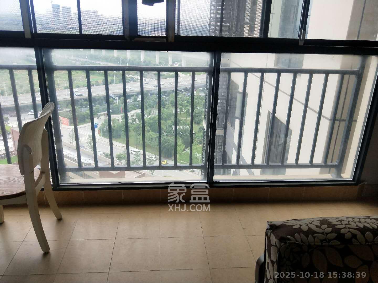 万科魅力之城非凡里  1室1厅2卫    2800.0元/月室内图