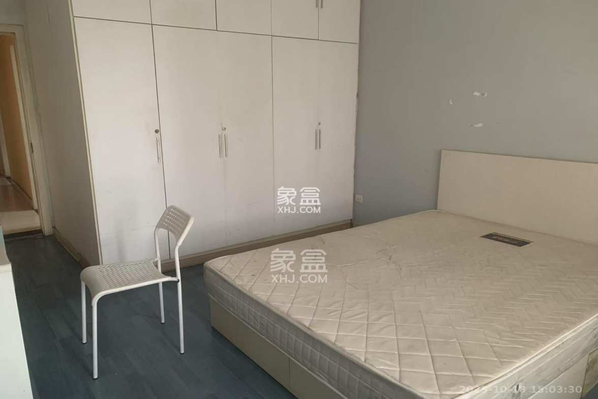 湘中海星之都 3室2厅1卫 2400.0元/月 湘中海星之都 3室2厅1卫 2400.0元/月室内图