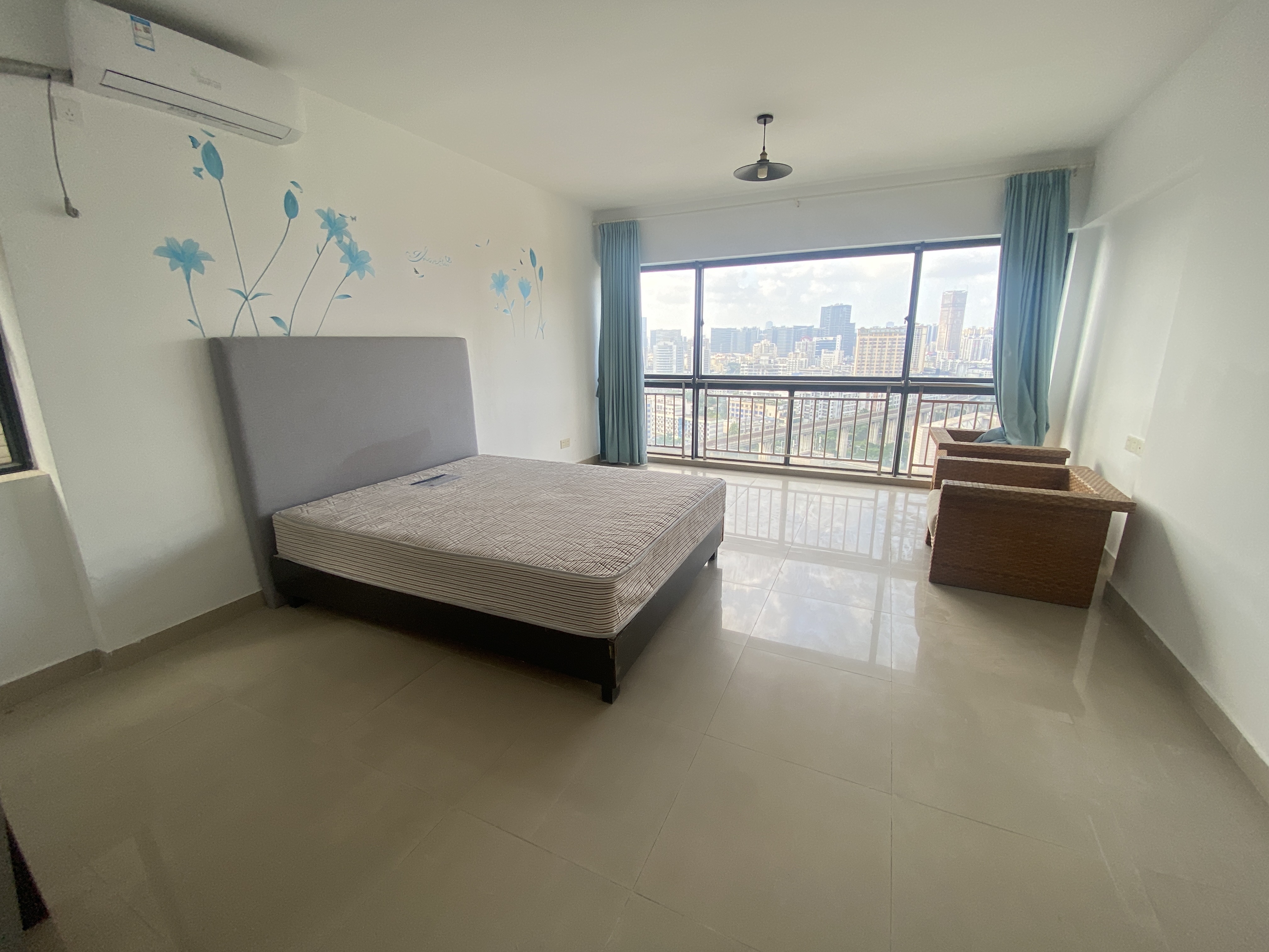 康馨花园 3室1厅1卫 2500.0元/月 康馨花园 3室1厅1卫 2500.0元/月室内图