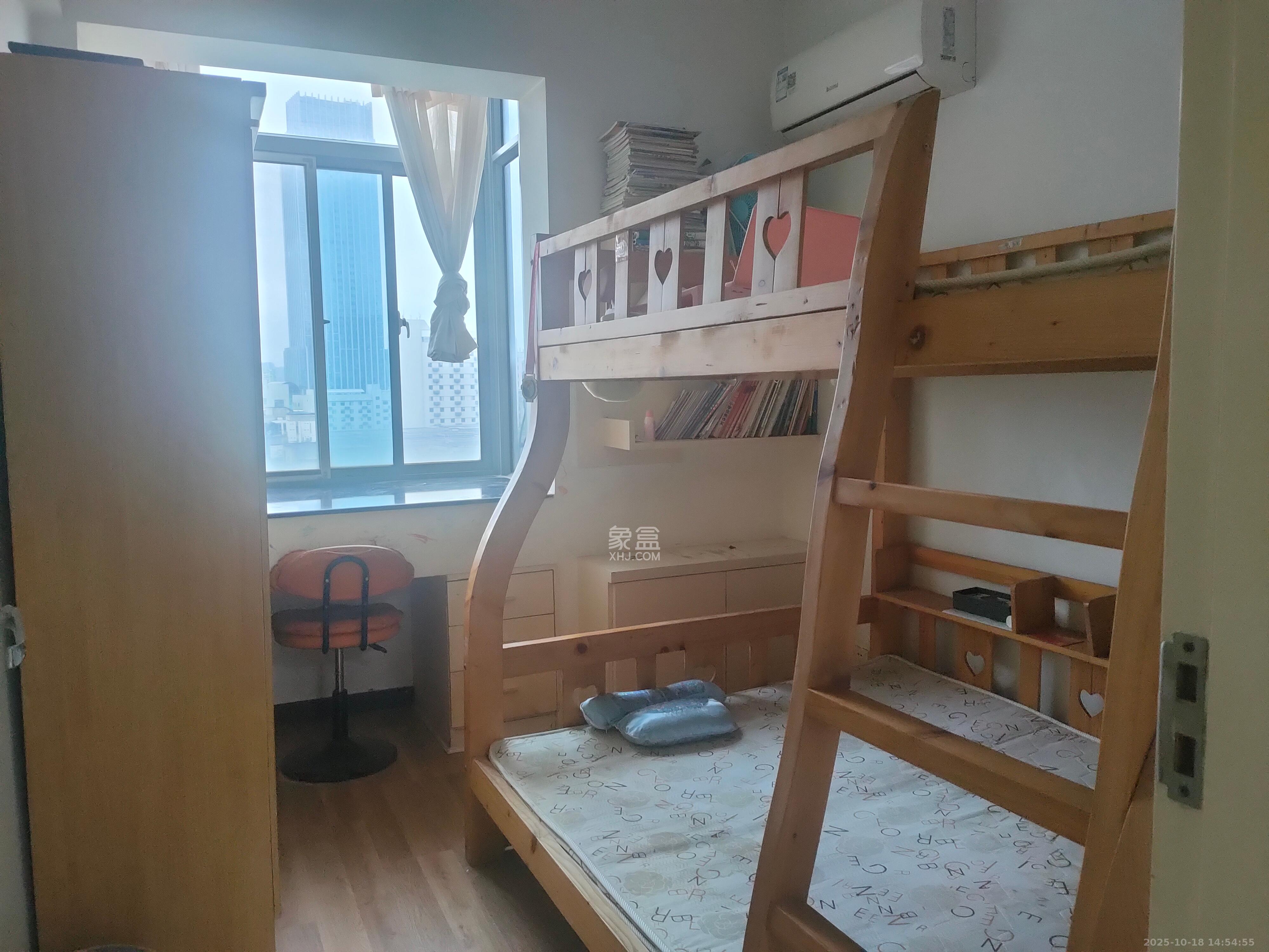 东方银座(东方摩卡) 2室2厅1卫 2200.0元/月 东方银座(东方摩卡) 2室2厅1卫 2200.0元/月室内图