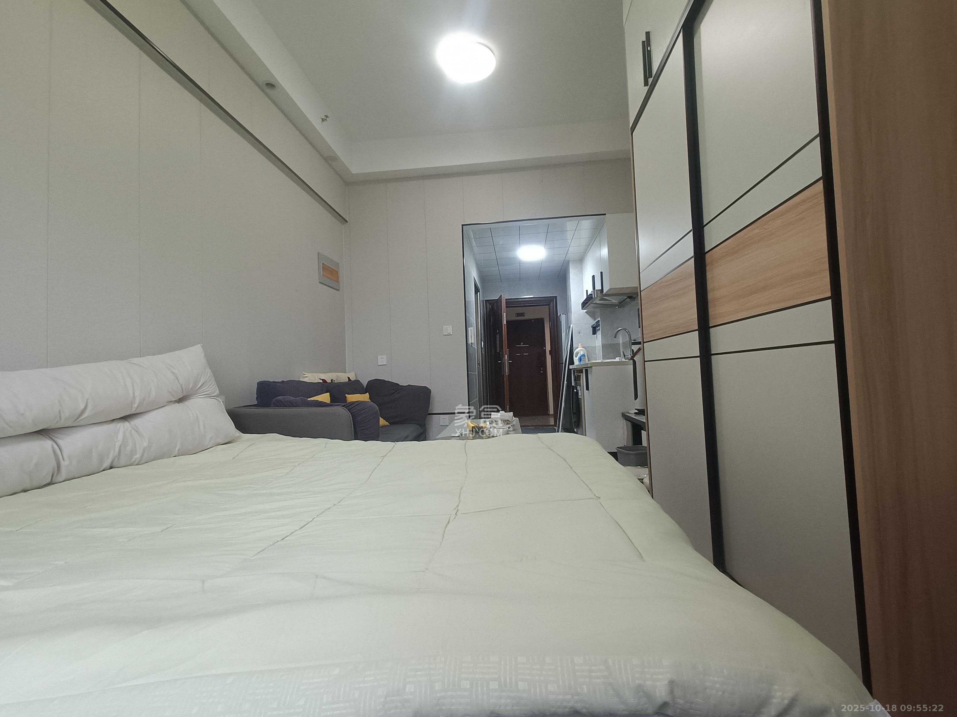 长沙高铁吾悦广场  1室1厅1卫    1300.0元/月室内图