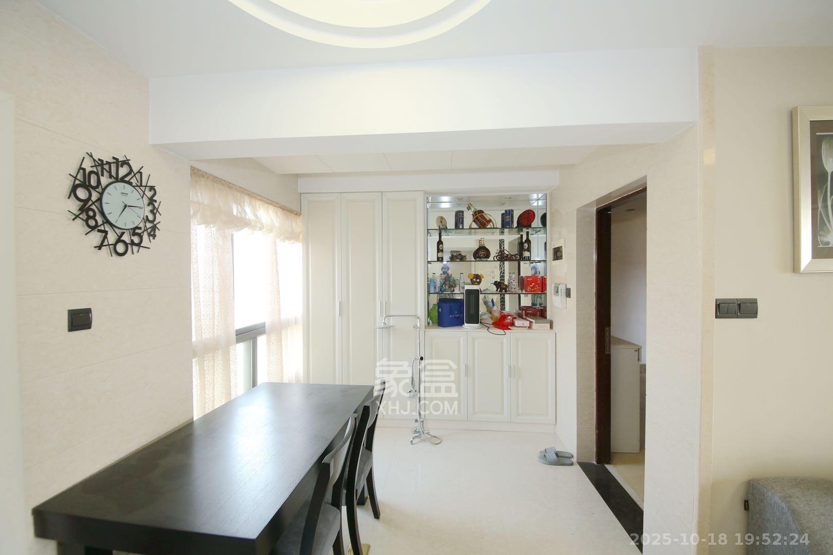 融科檀香山(融科紫檀、香山国际) 2室2厅1卫 2800.0元/月 融科檀香山(融科紫檀、香山国际) 2室2厅1卫 2800.0元/月室内图