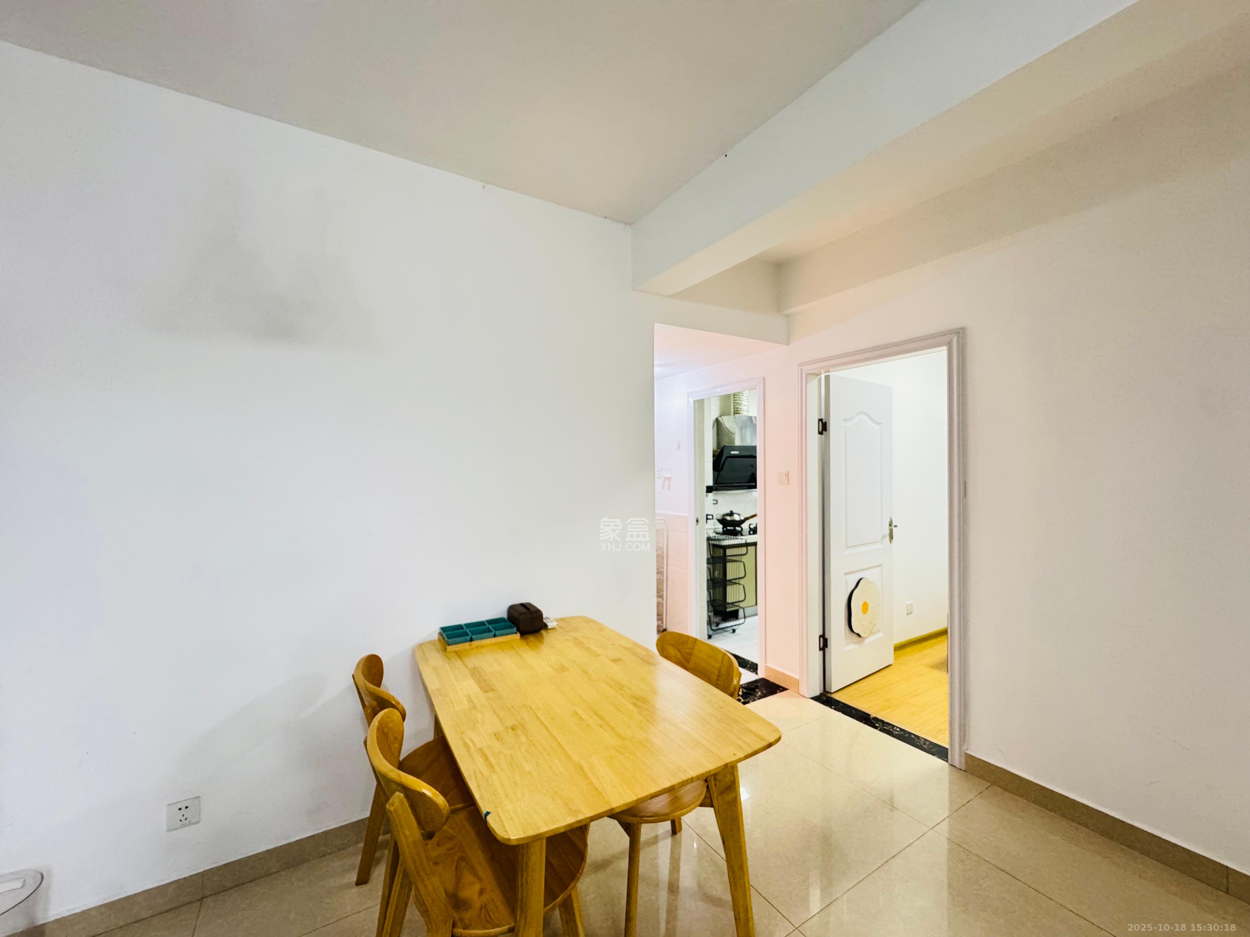 凯悦名城（泰悦公寓）  2室1厅1卫    2300.0元/月室内图