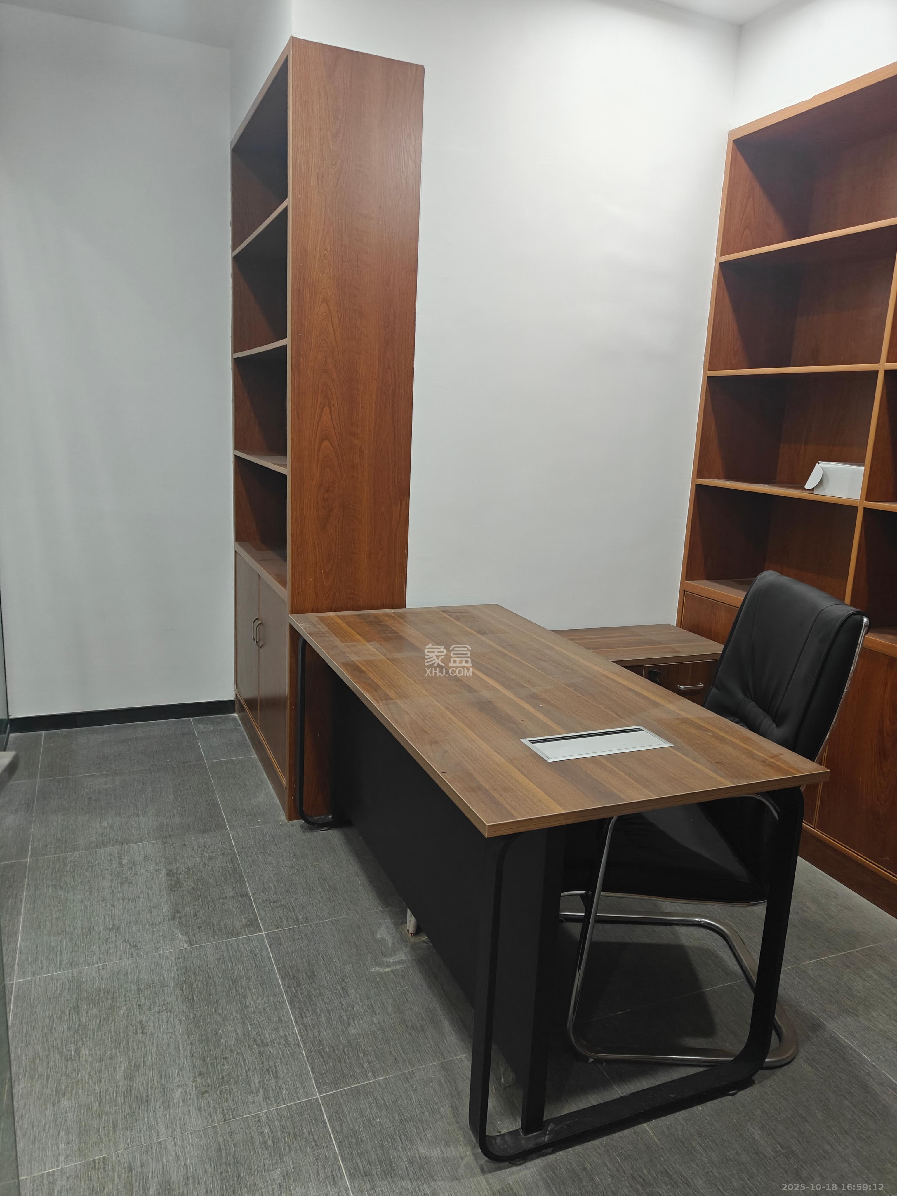 北辰三角洲B2E2区   163.64㎡      8000.0元/月室内图