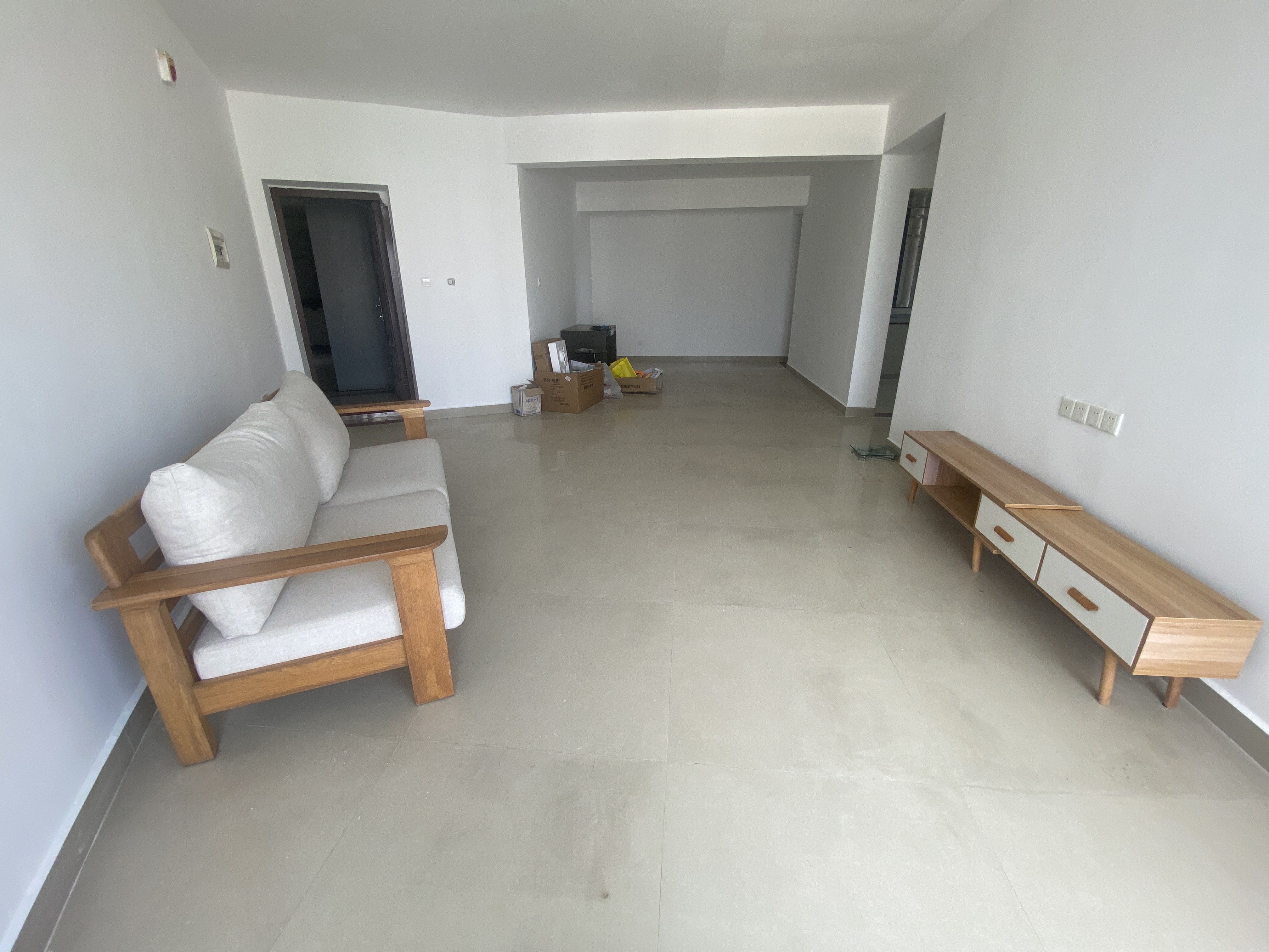 康馨花园 3室1厅1卫 2500.0元/月 康馨花园 3室1厅1卫 2500.0元/月室内图