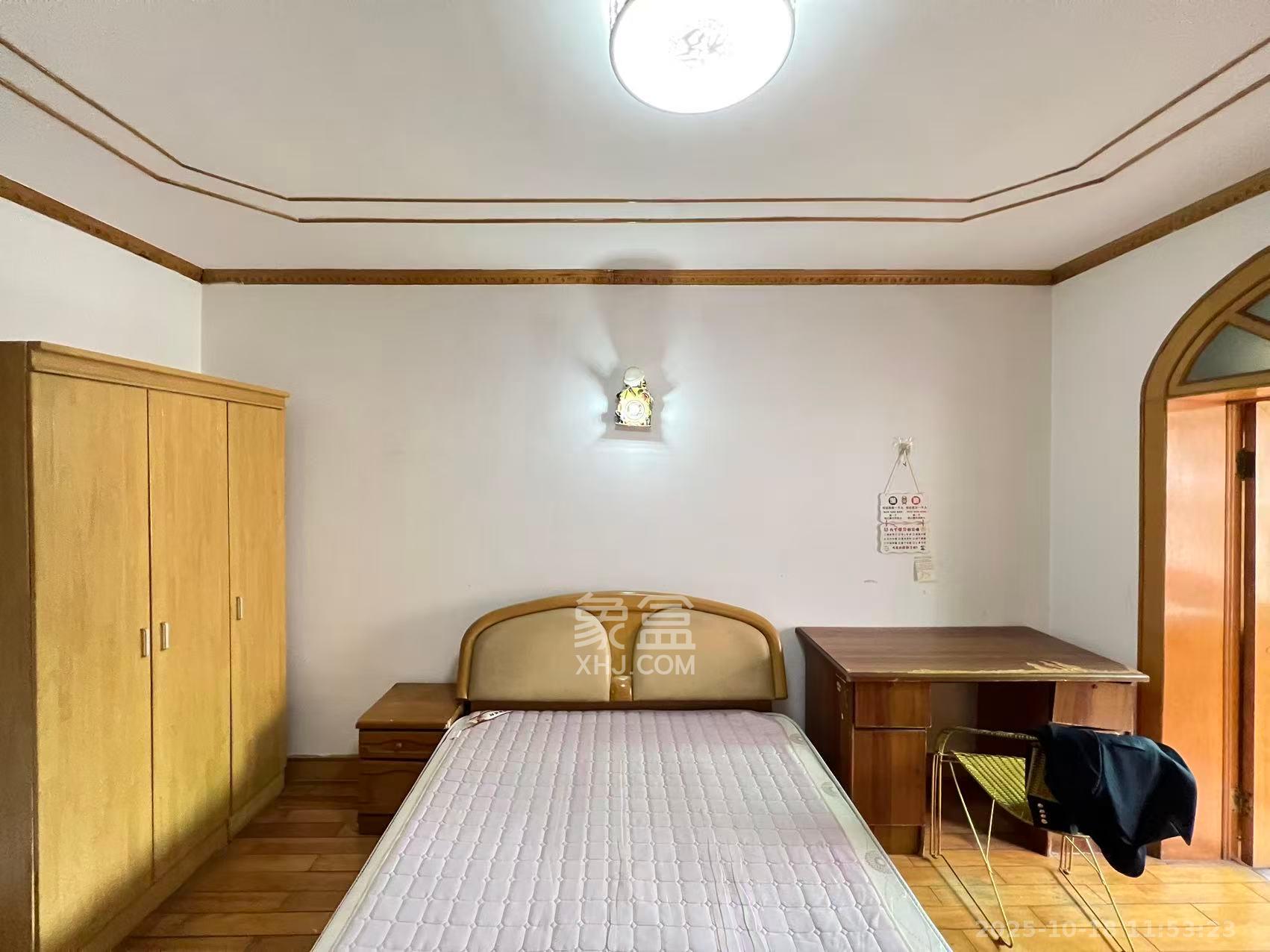 曙光路友阿宿舍  2室1厅1卫    1500.0元/月室内图