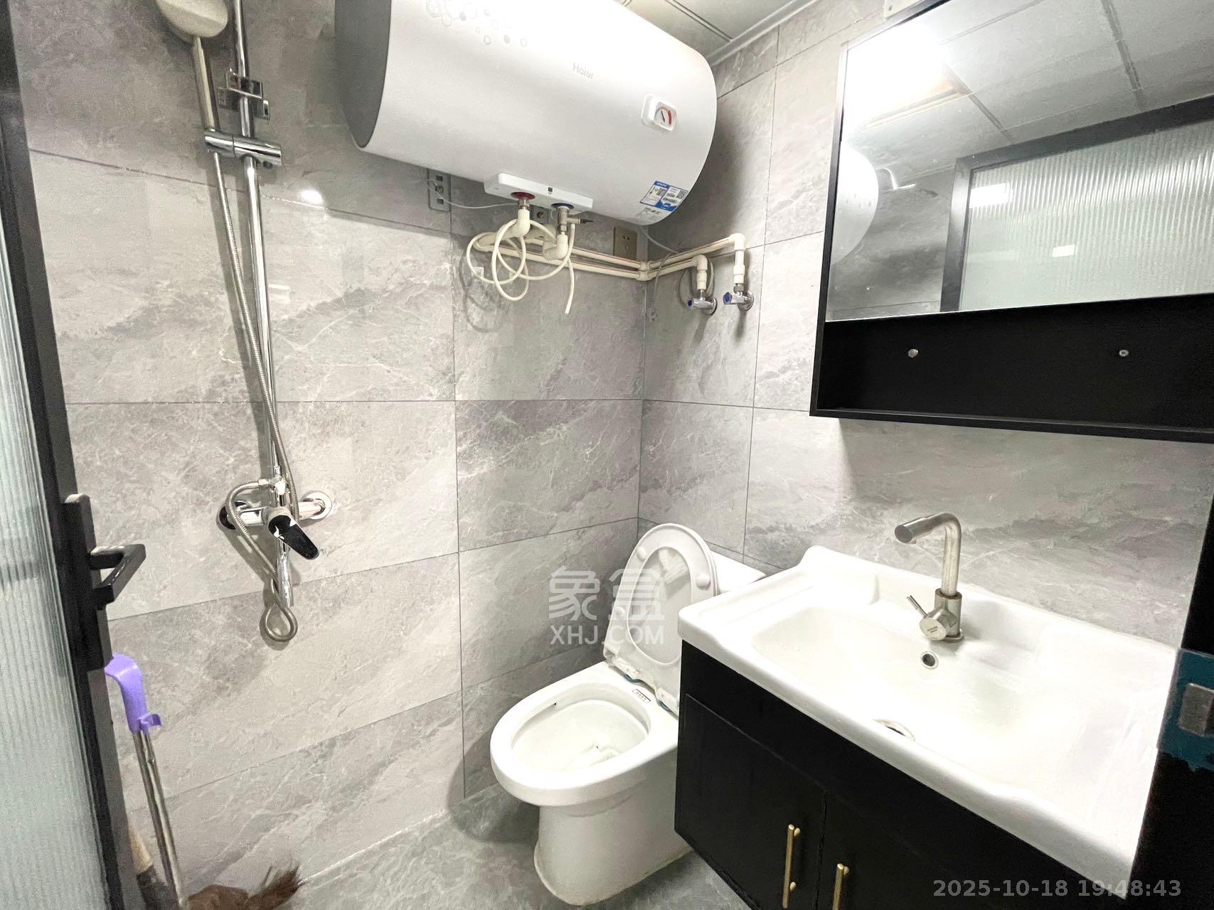 金地铂悦  1室0厅0卫    1600.0元/月室内图