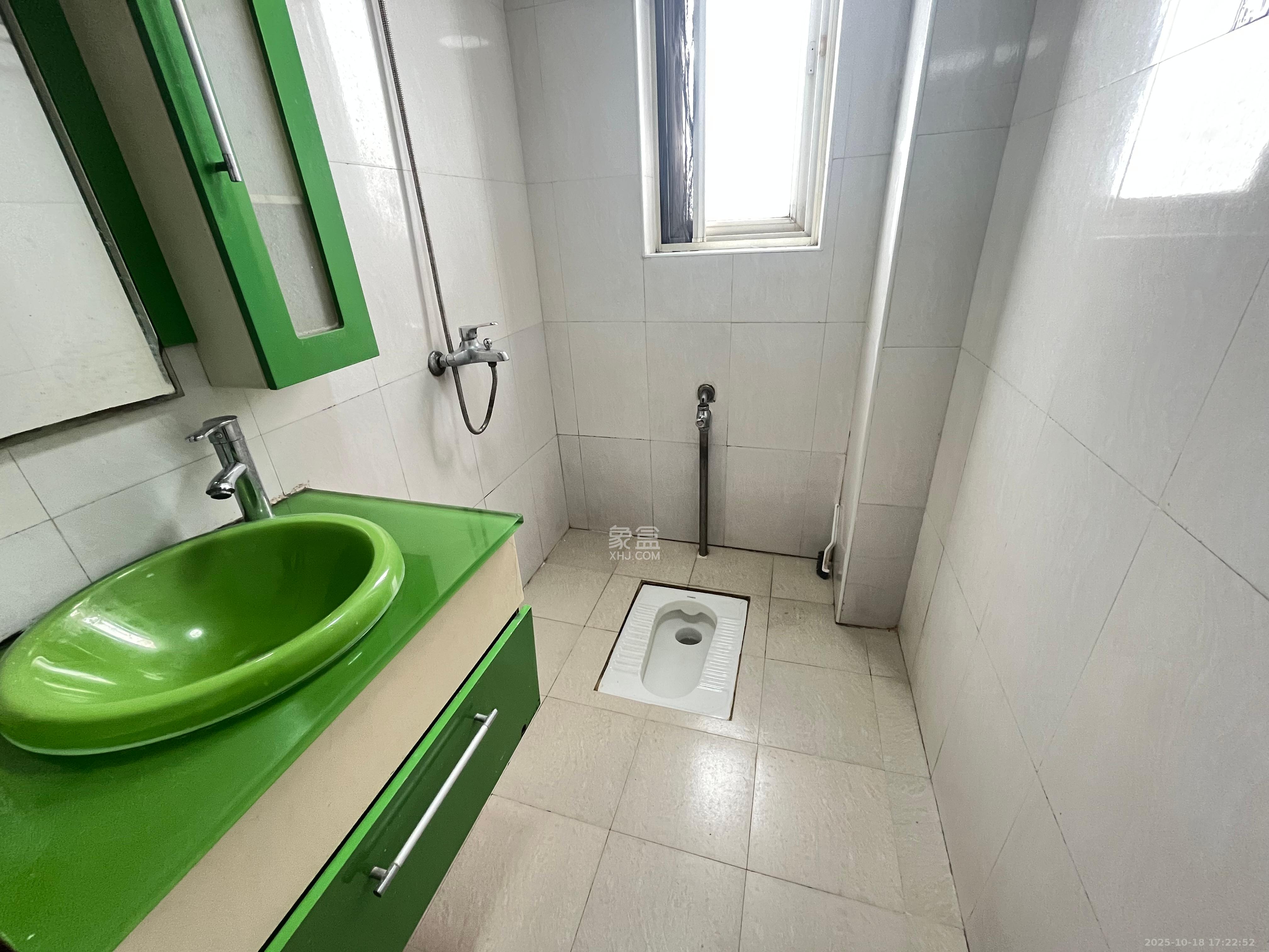 星典时代  2室2厅1卫    2000.0元/月室内图