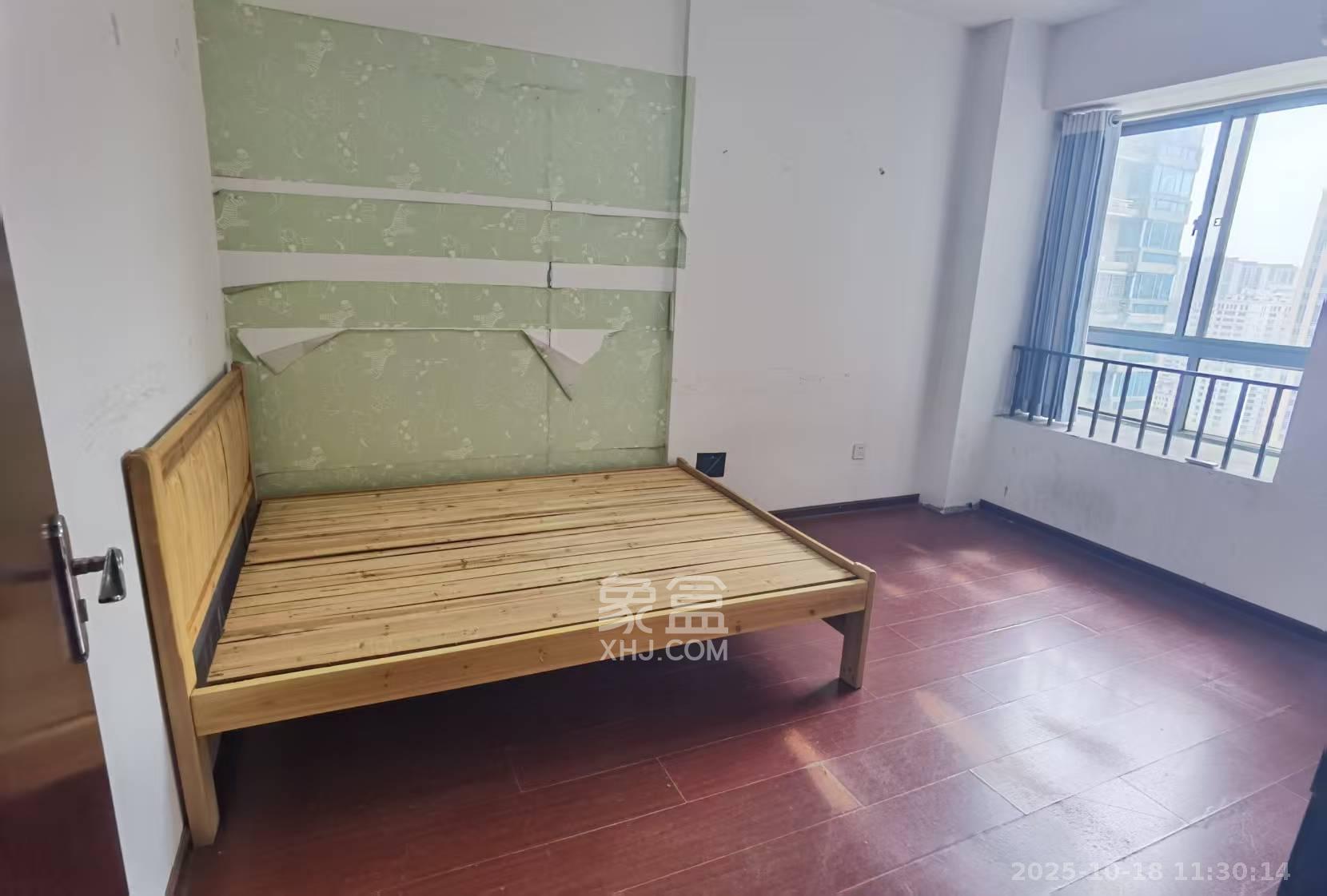 欧园  3室2厅1卫    2600.0元/月 欧园  3室2厅1卫    2600.0元/月室内图