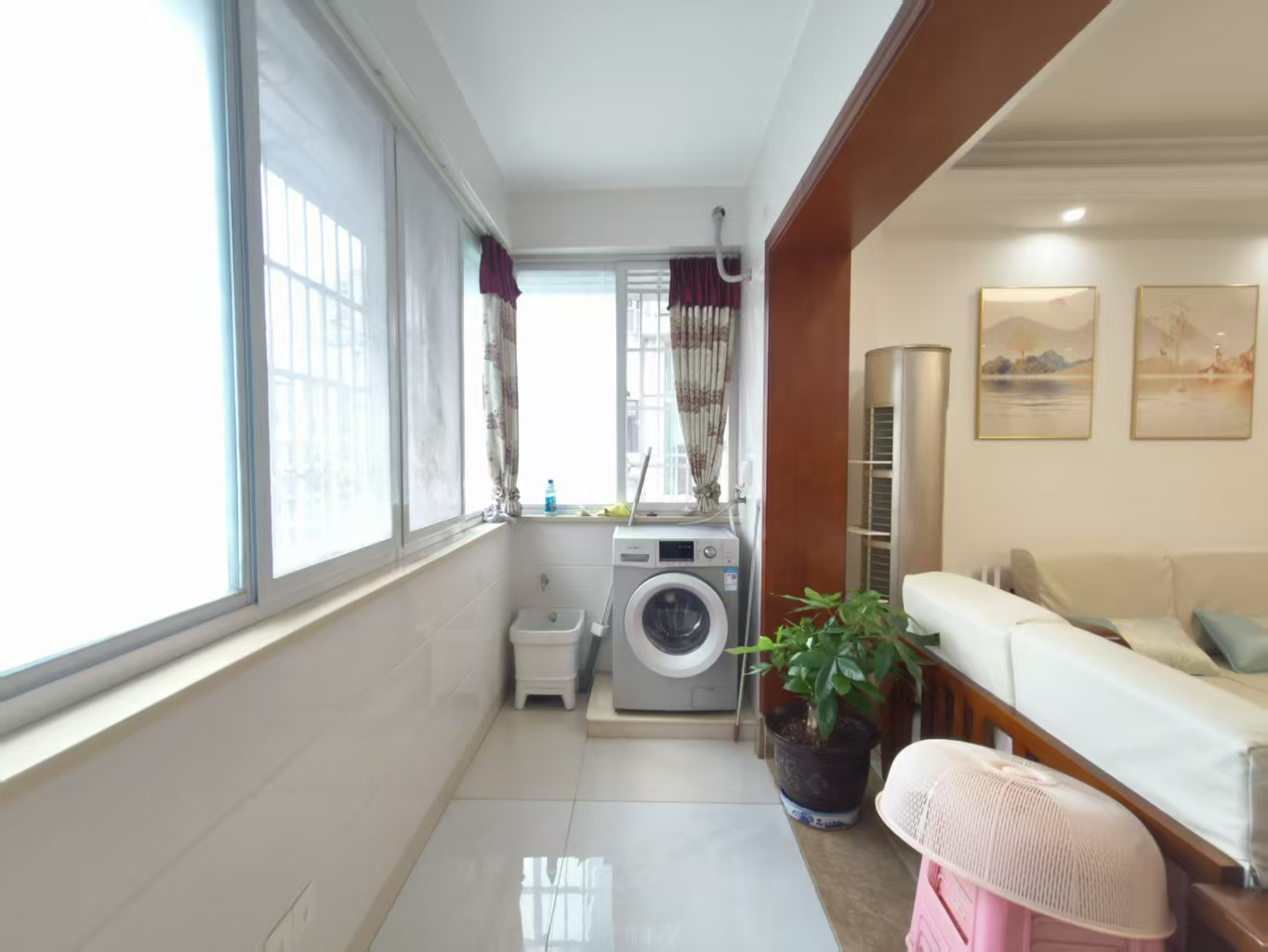 环卫大厦  3室2厅2卫    2900.0元/月室内图