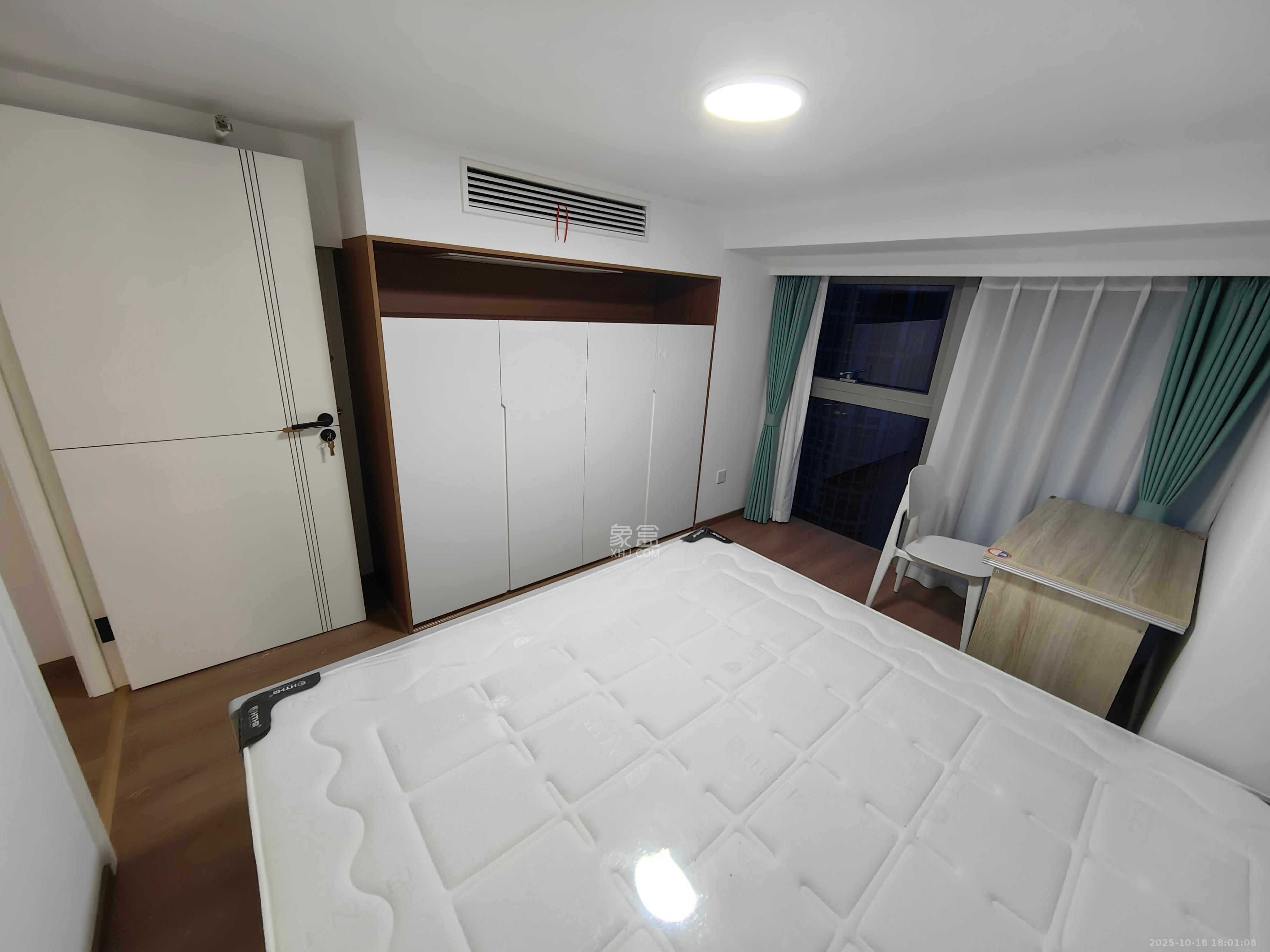 正荣梅溪紫阙台  2室1厅1卫    2500.0元/月室内图