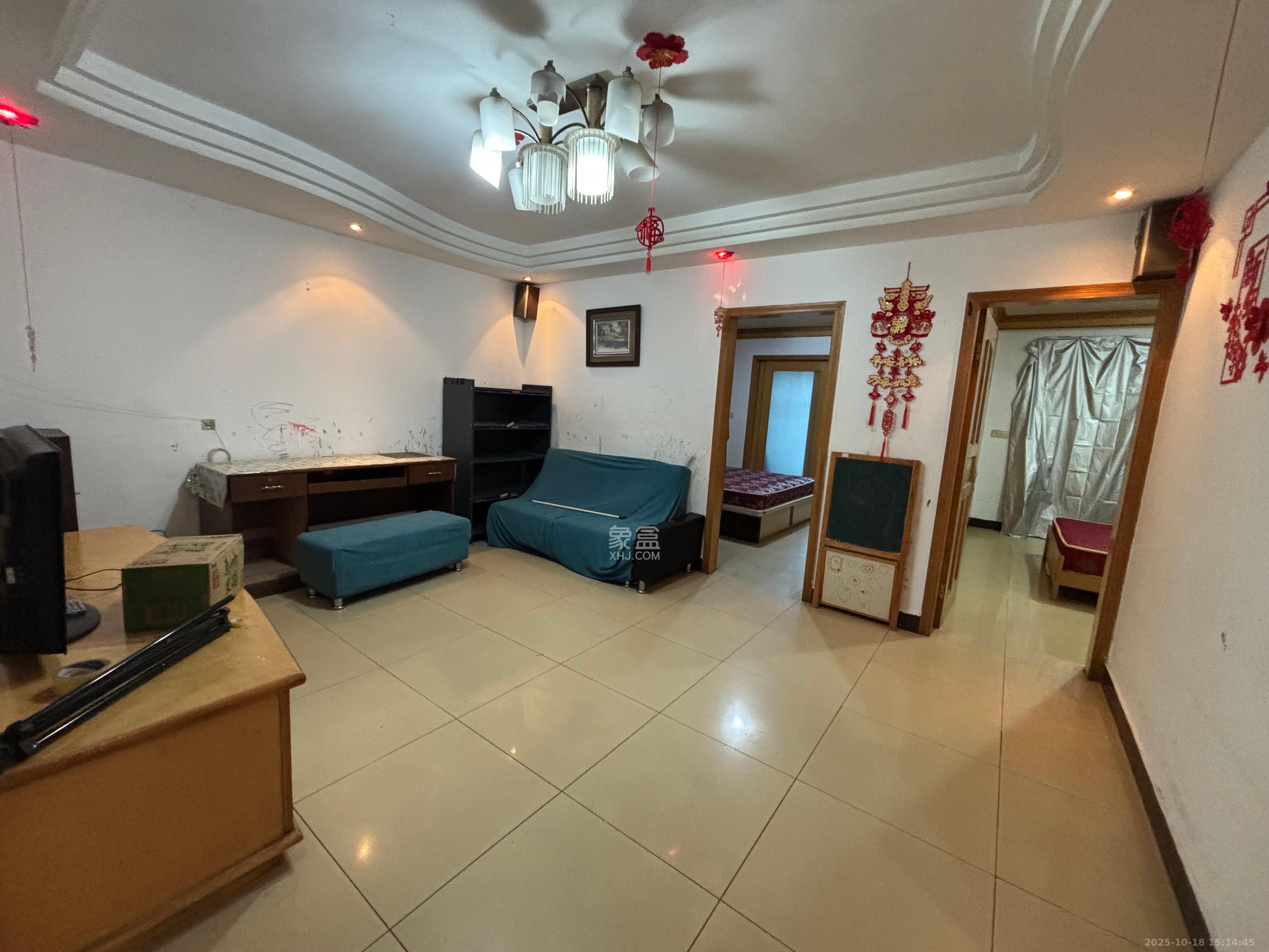 涂家冲社区(涂新小区、农商银行宿舍)  2室1厅1卫    1500.0元/月 涂家冲社区(涂新小区、农商银行宿舍)  2室1厅1卫    1500.0元/月