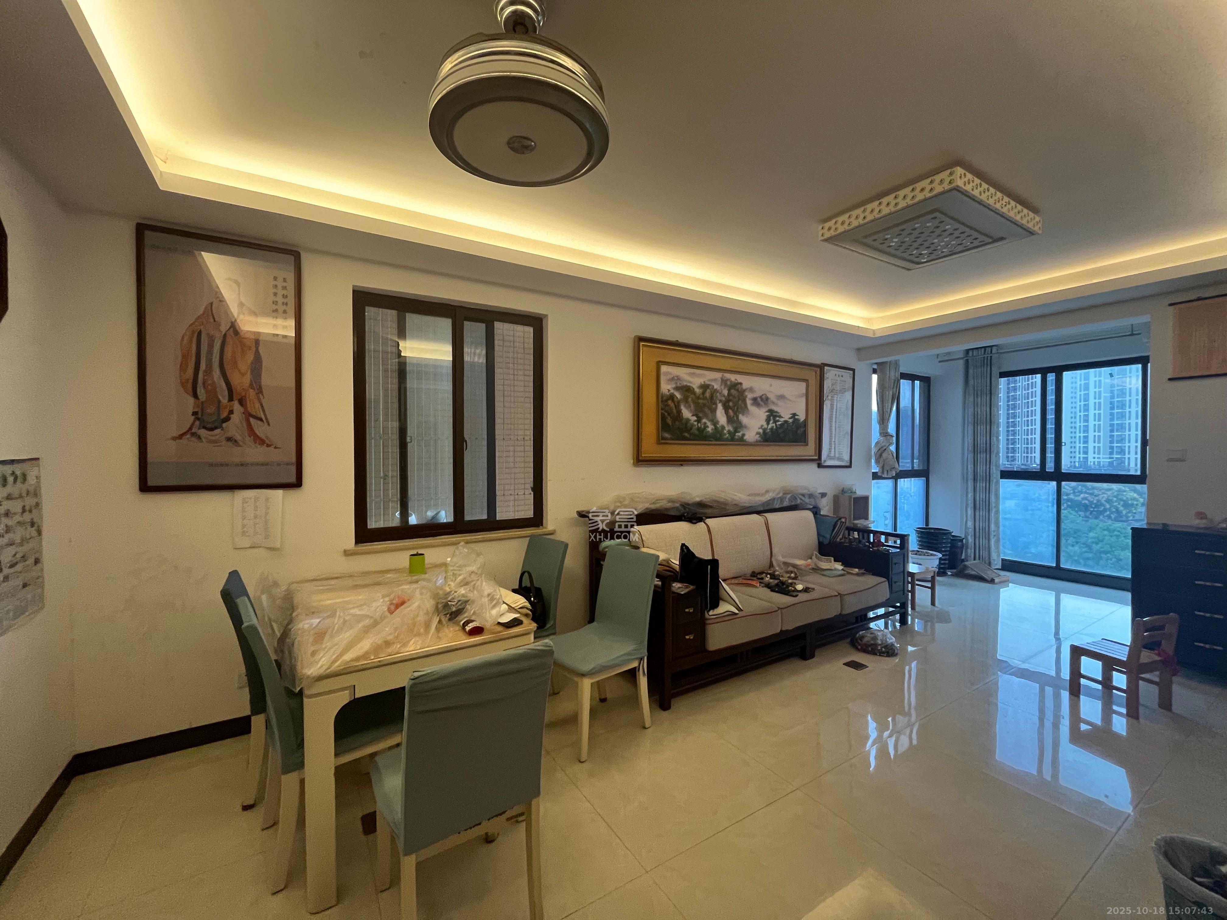 欧莱雅郡  3室2厅1卫    1800.0元/月