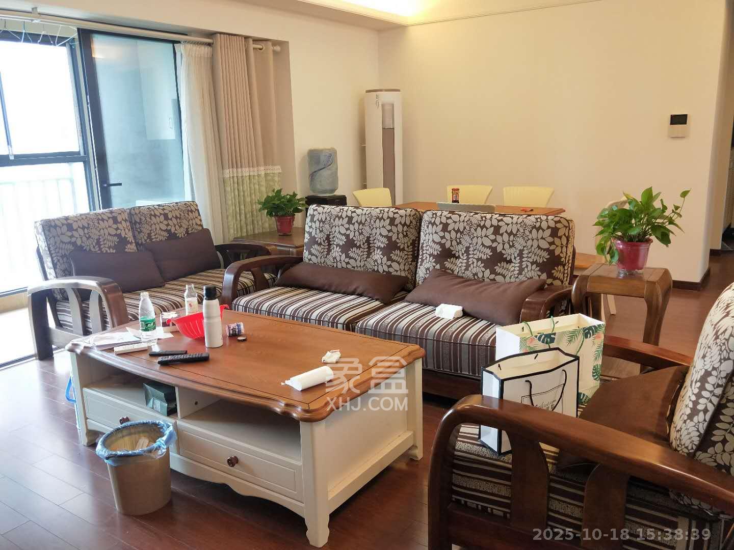 万科魅力之城非凡里  1室1厅2卫    2800.0元/月室内图