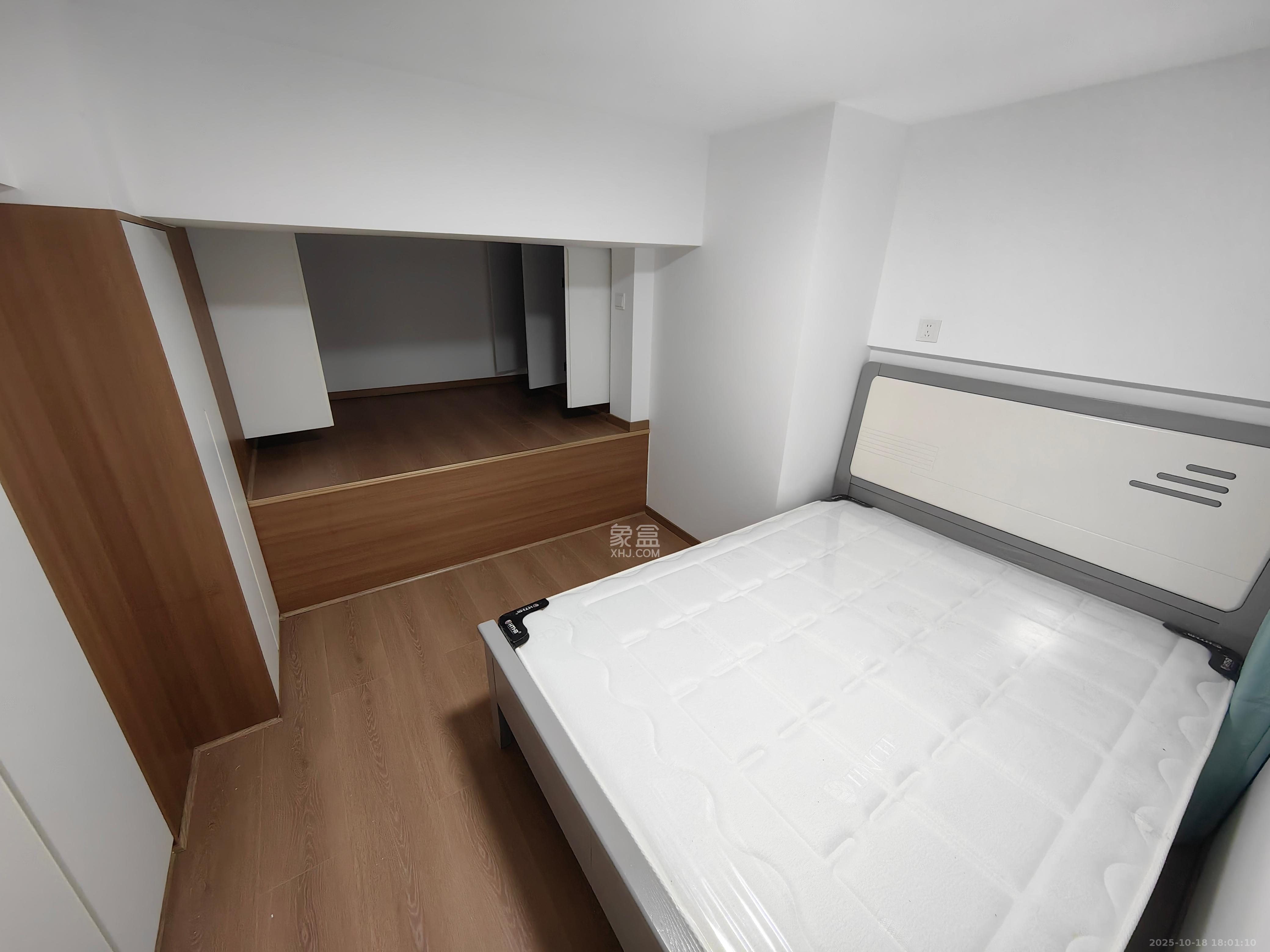 正荣梅溪紫阙台  2室1厅1卫    2500.0元/月室内图